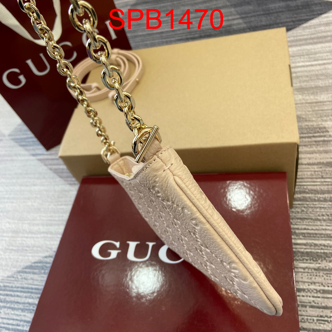 Gucci Emblem super mini chain bag