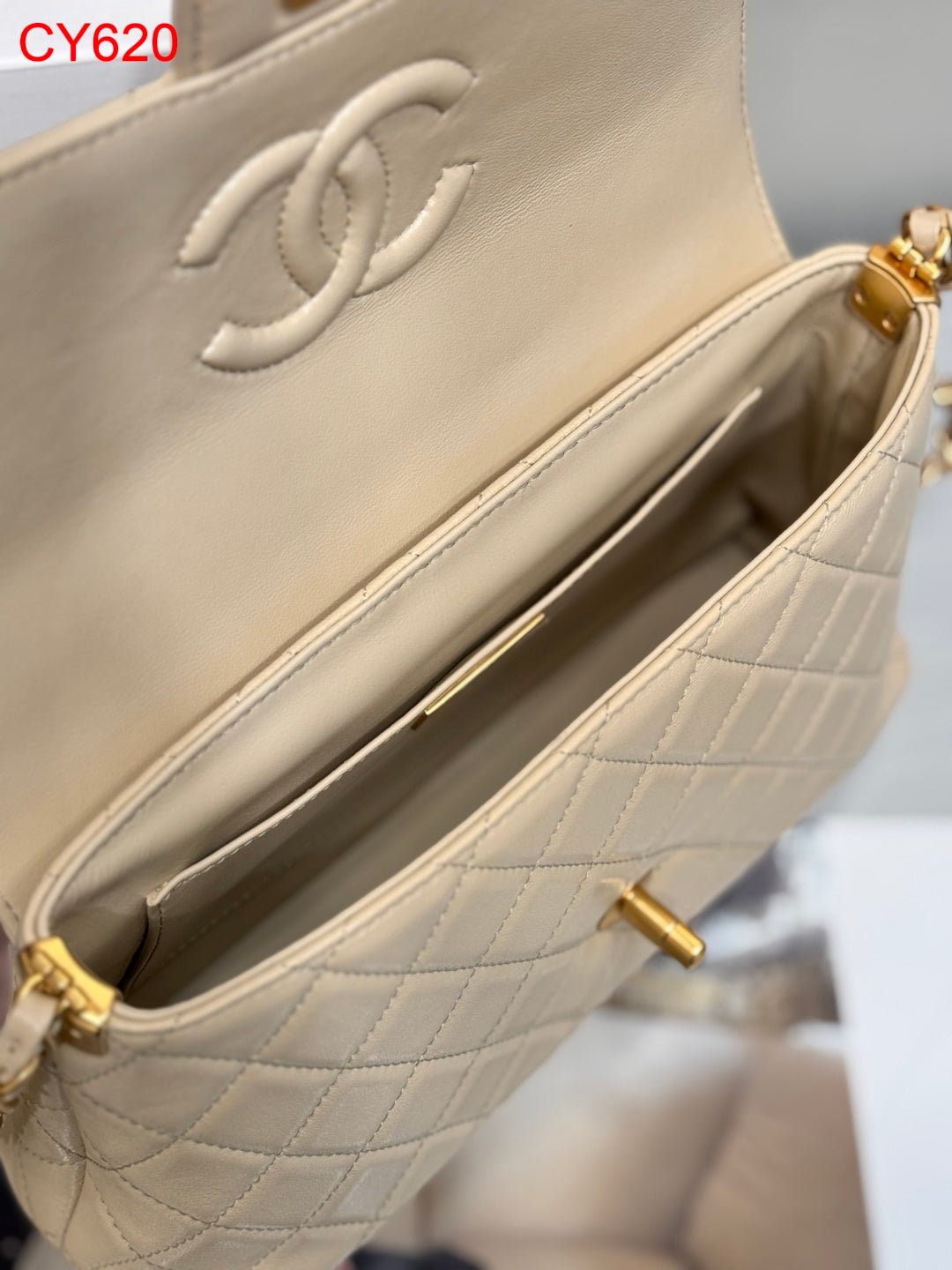 Chanel Kelly Medium bag