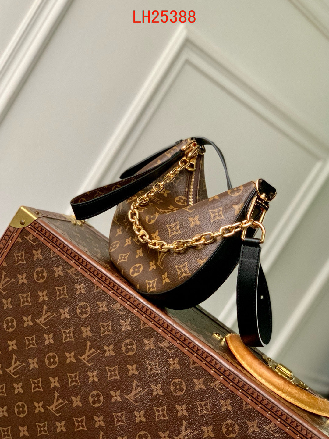 Louis Vuitton Cookie BB Monogram