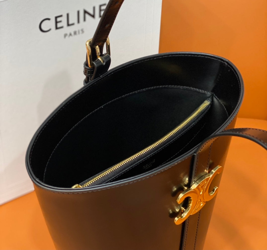 Celine Bucket Triomphe