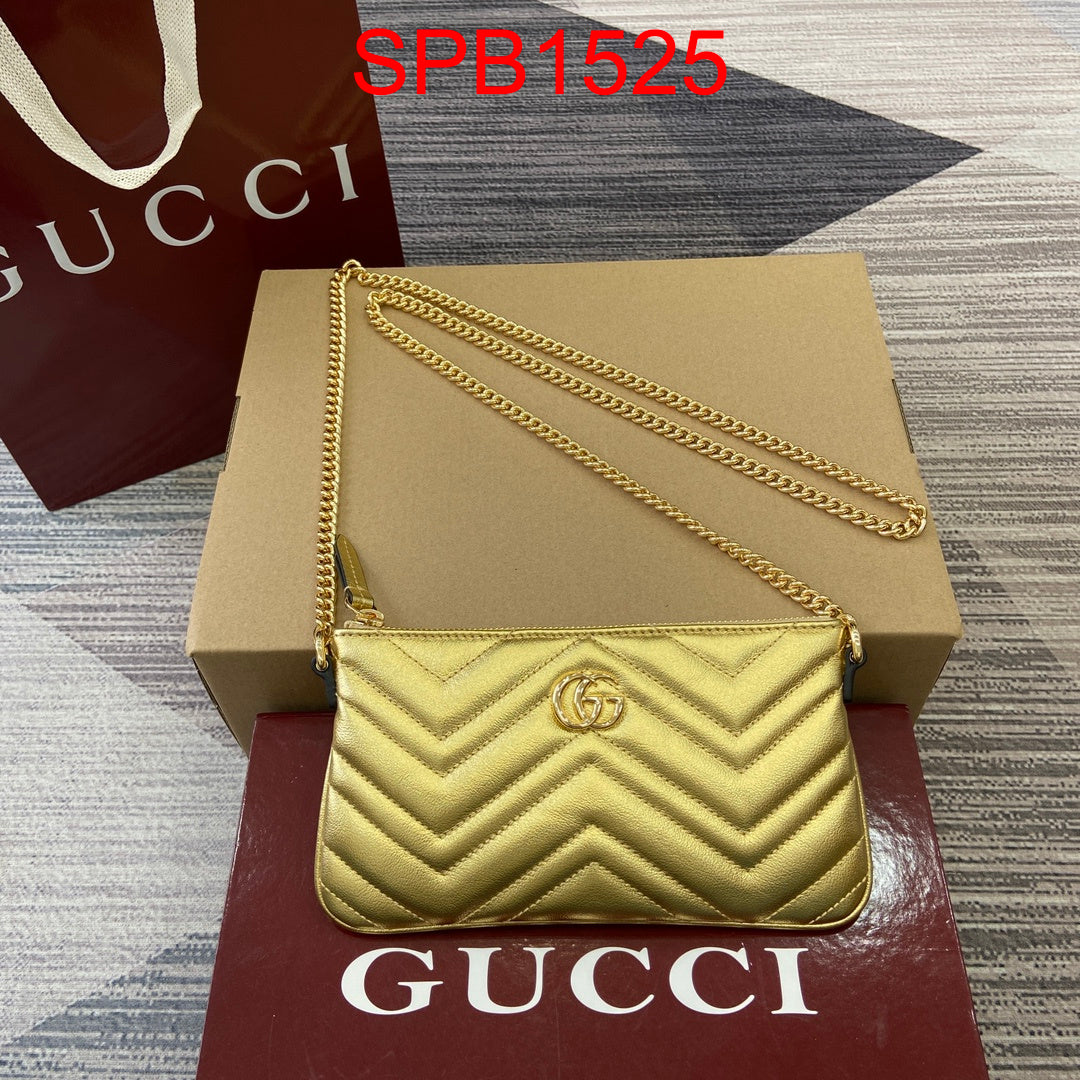 Gucci GG Marmont super mini bag