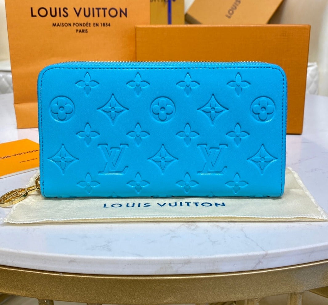 Louis Vuitton Coussin Zippy Wallet