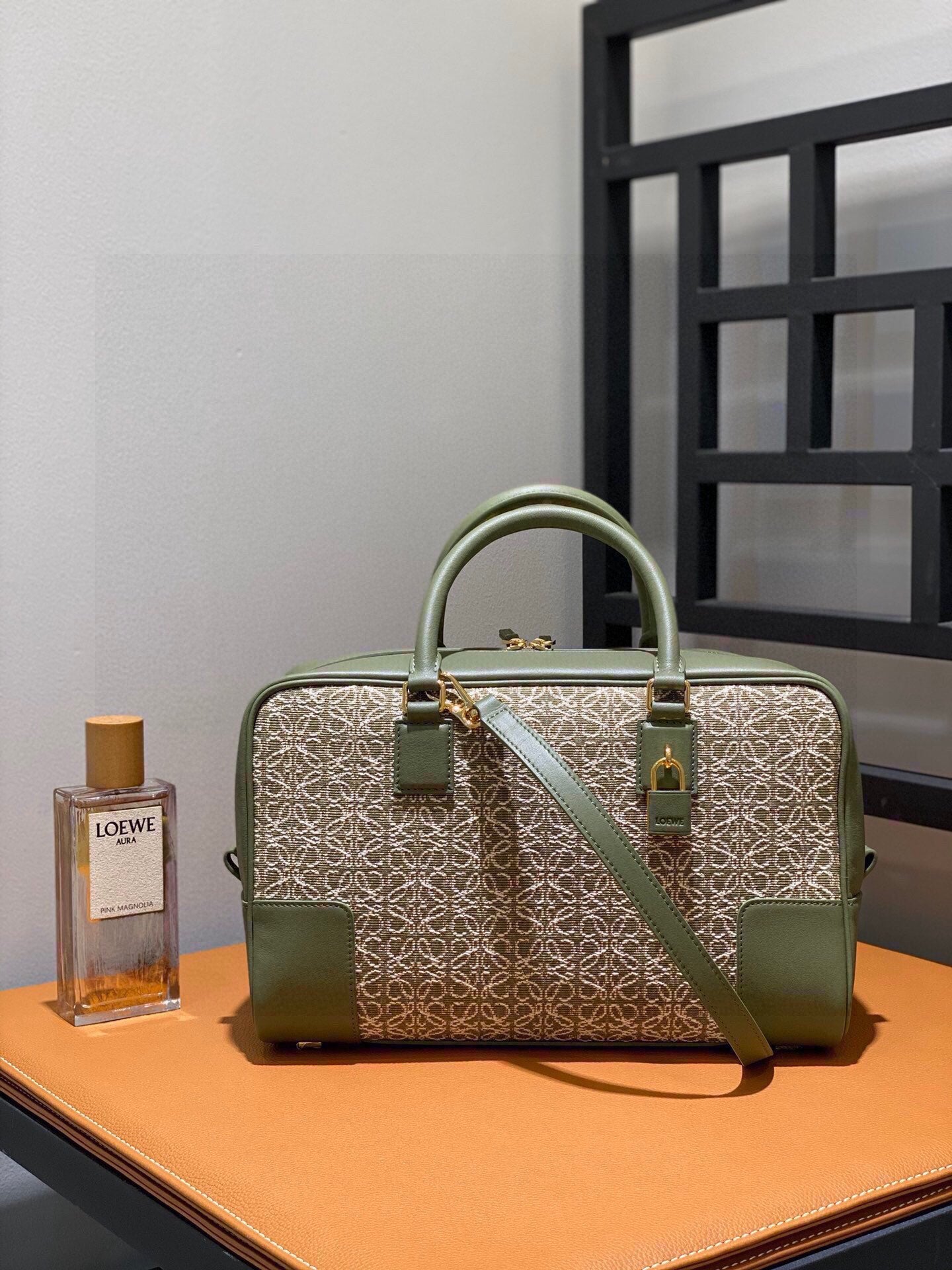 Loewe Amazona