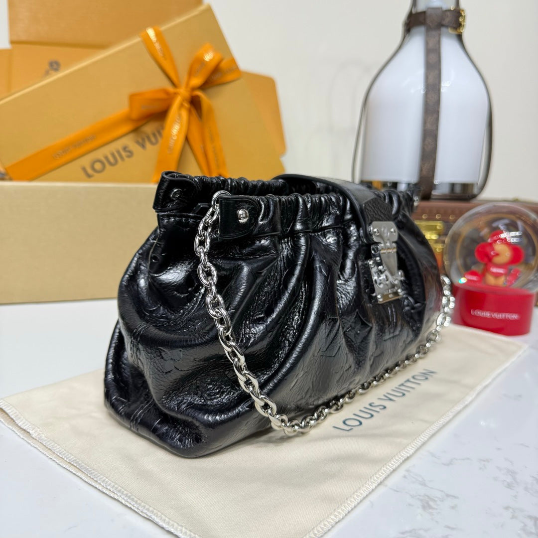 Louis Vuitton Pochette Sling PM Cruise 2026