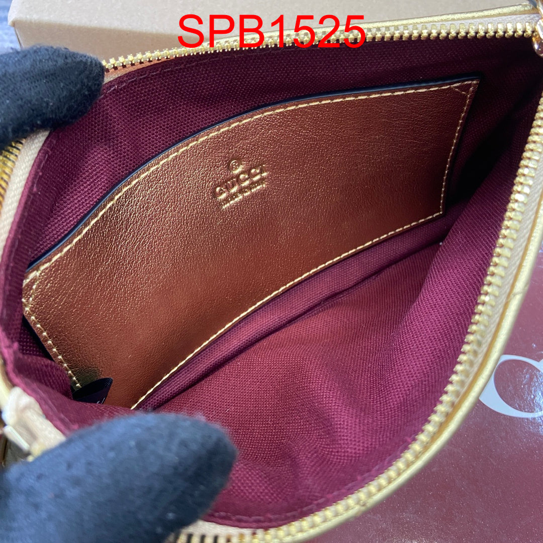 Gucci GG Marmont super mini bag