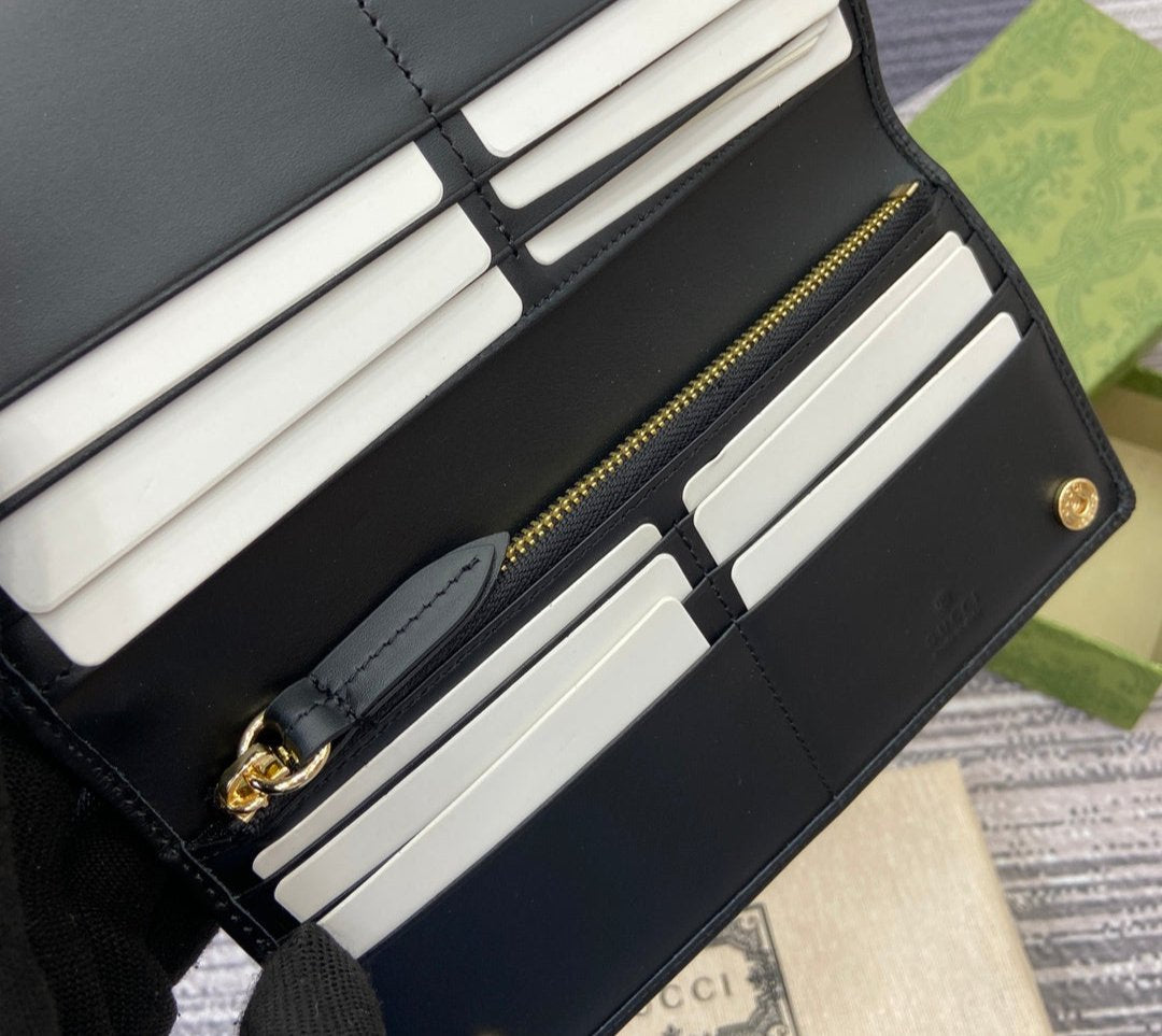 Gucci GG Emblem continental wallet