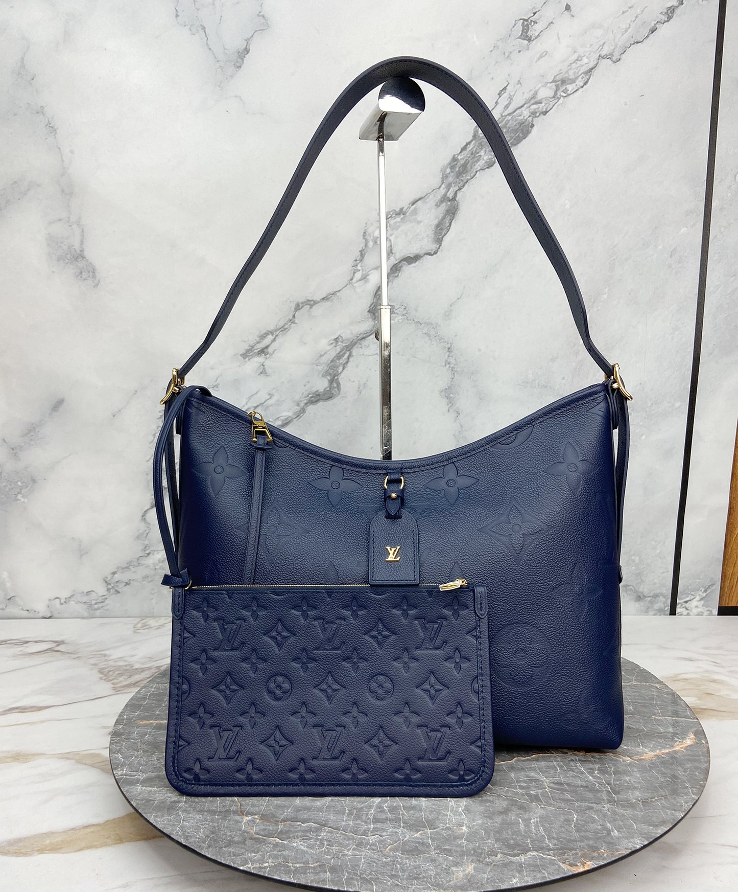 Louis Vuitton Carryall MM Empreinte