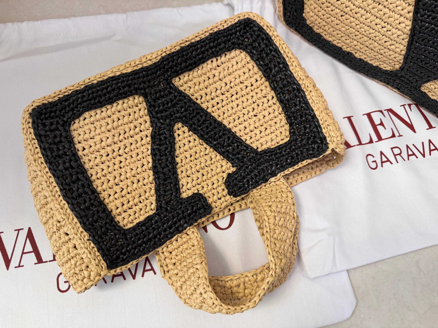 Valentino Garavani Straw Tote Shopper bag