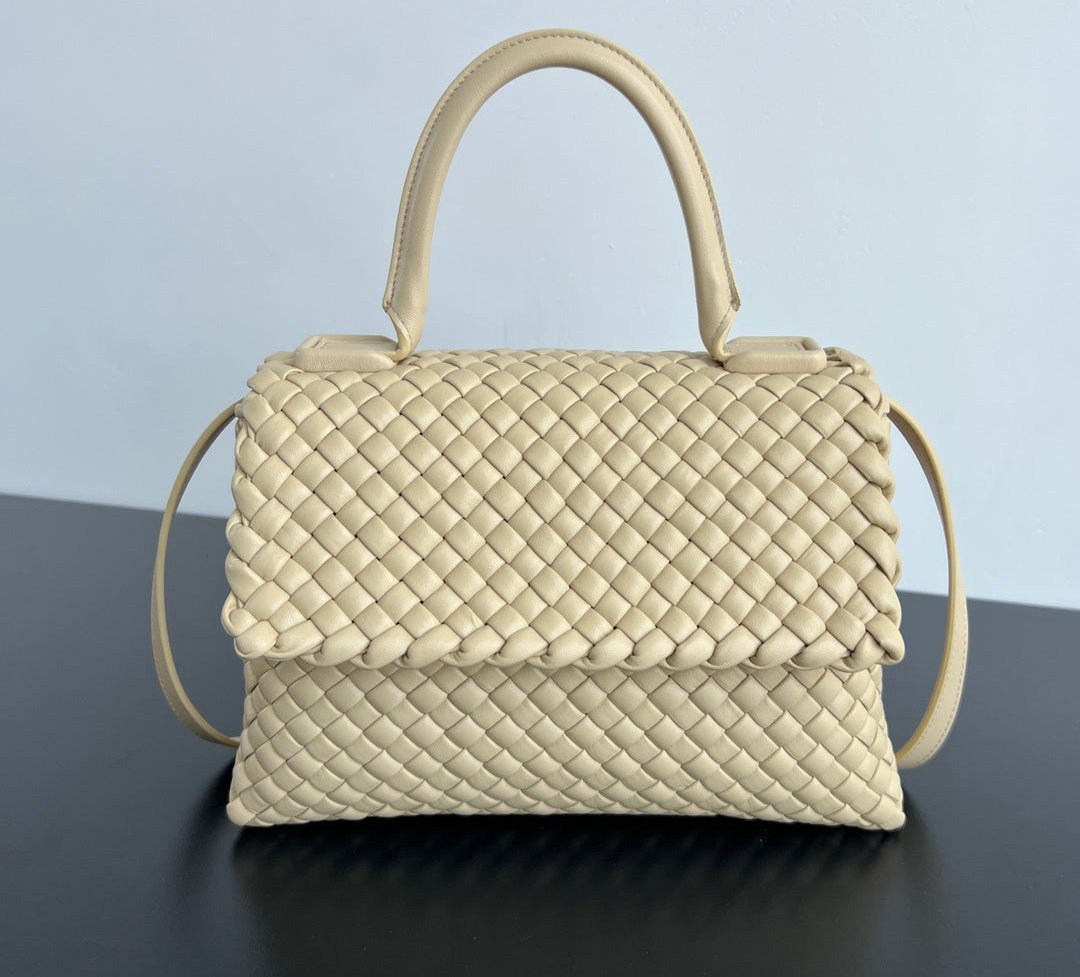Bottega Veneta Patti top handle