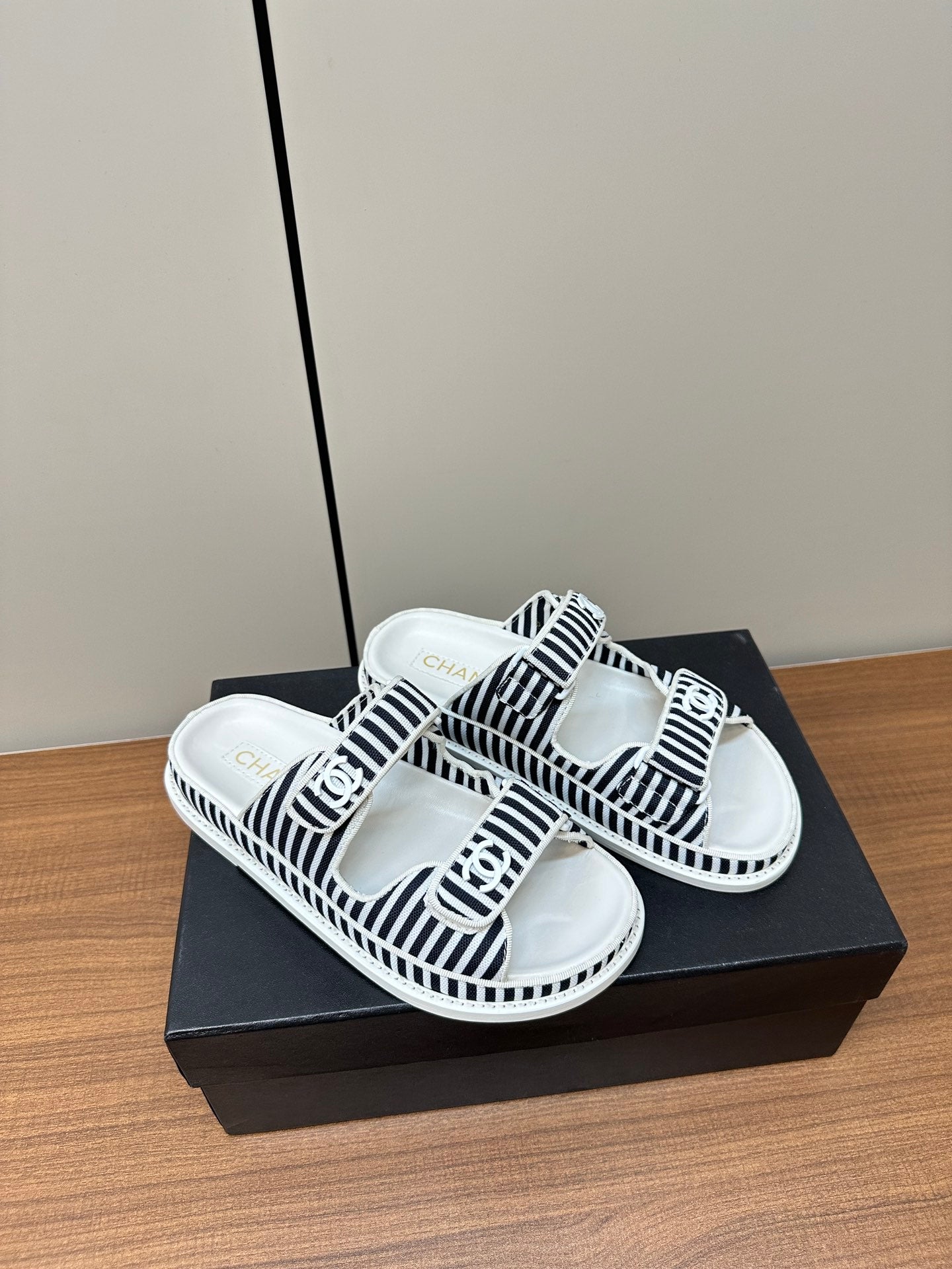 Chanel slides
