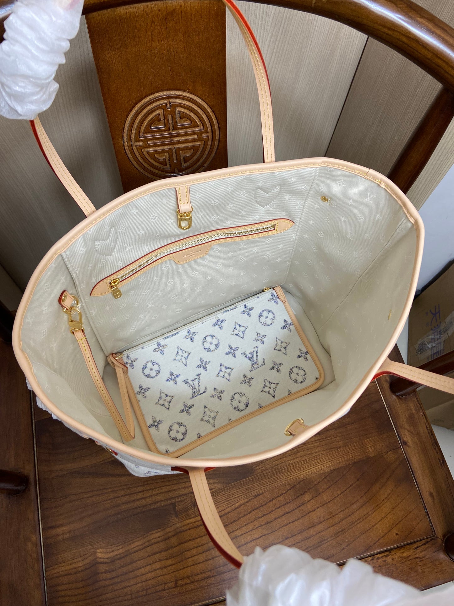Louis Vuitton Neverfull MM