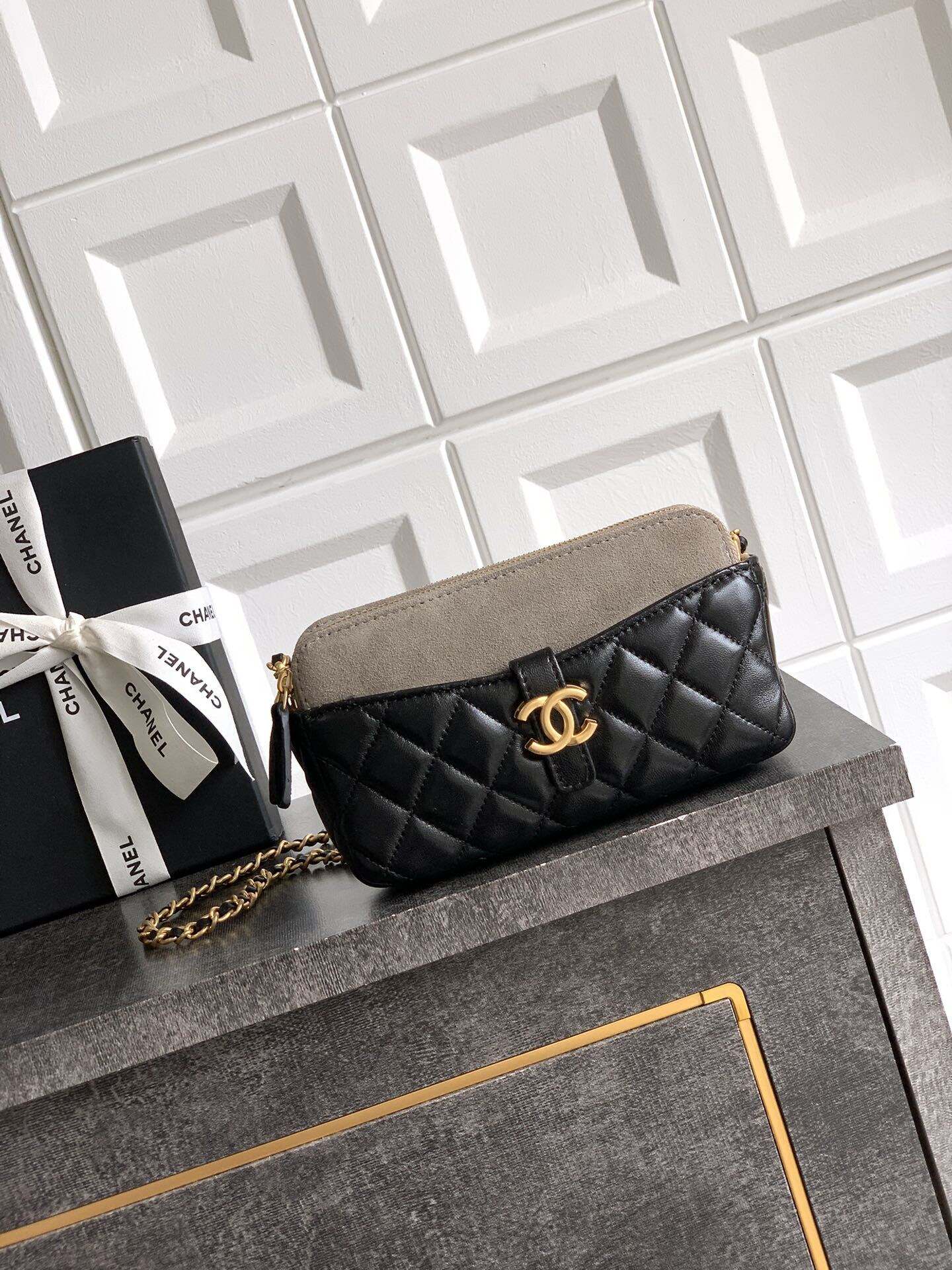 Chanel Zipped phone holder