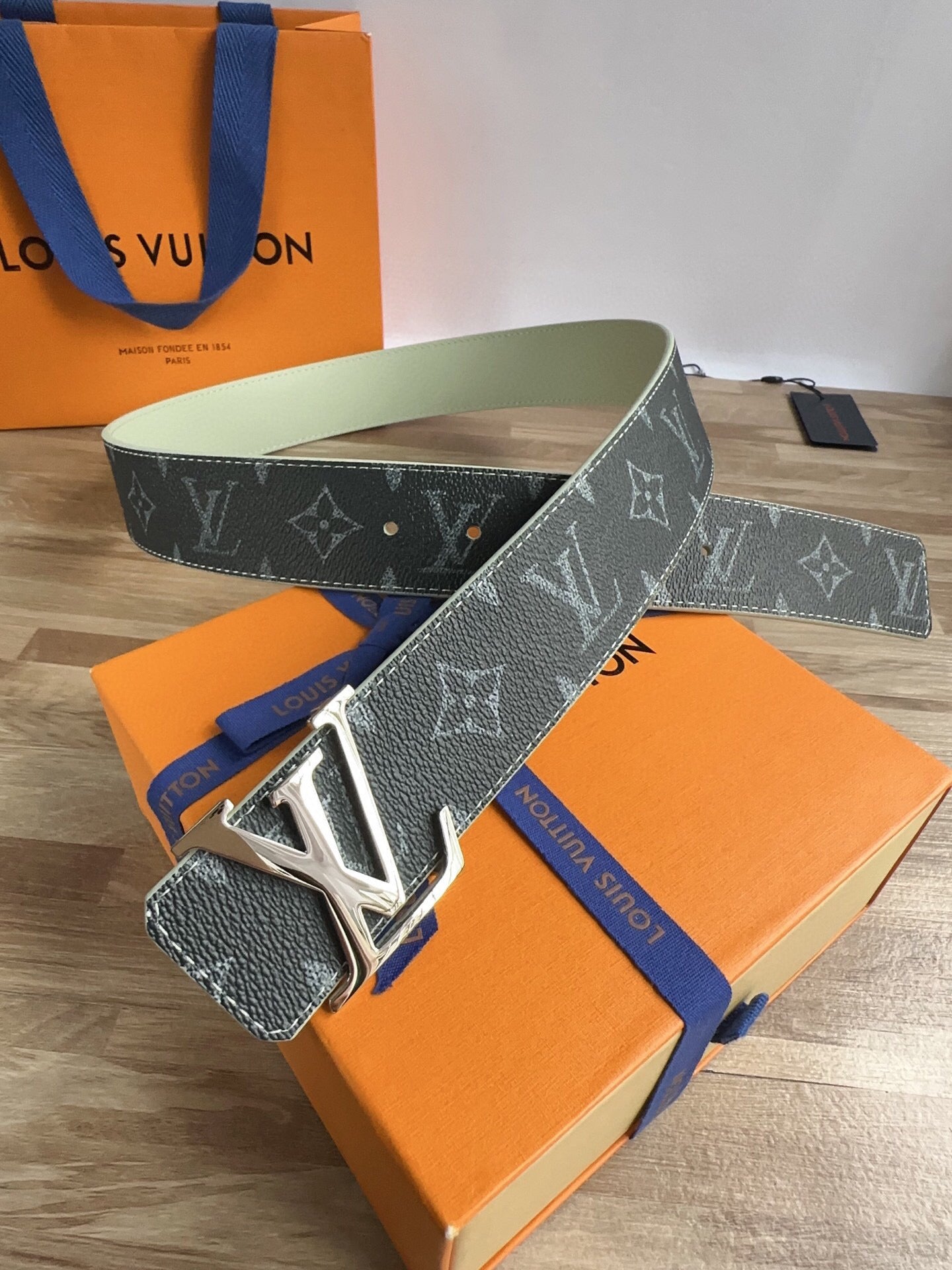 Louis Vuitton Initiales 40mm Reversible Belt