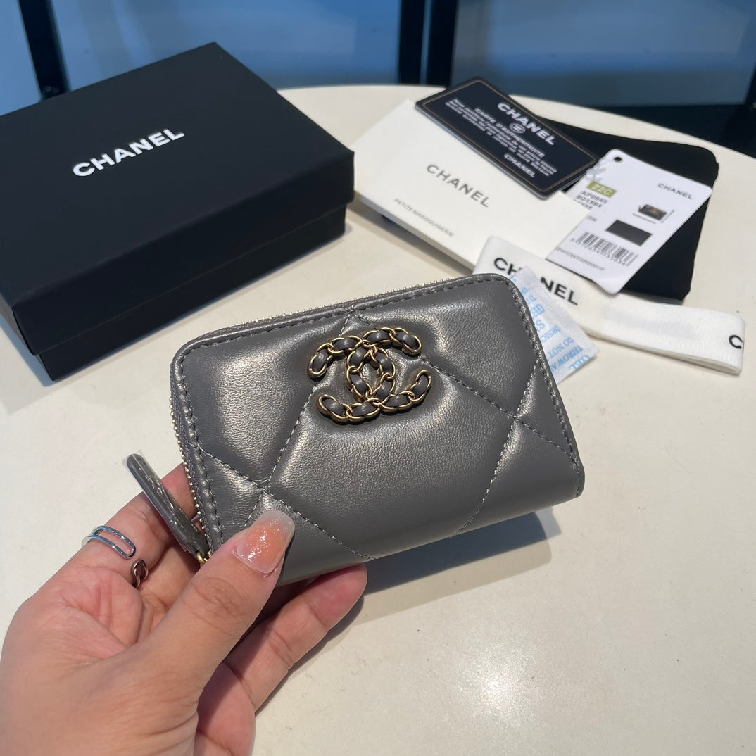 Chanel Zippy Coin purse