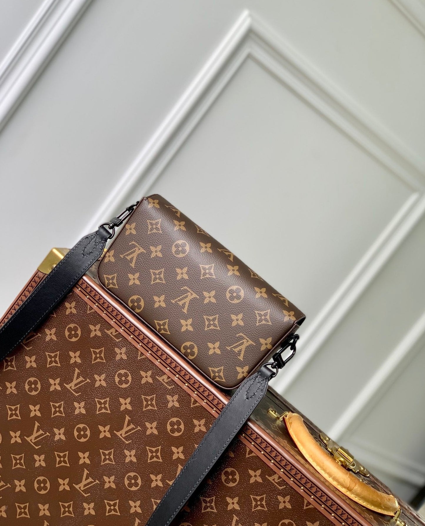 Louis Vuitton Montsouris Monogram Eclipse