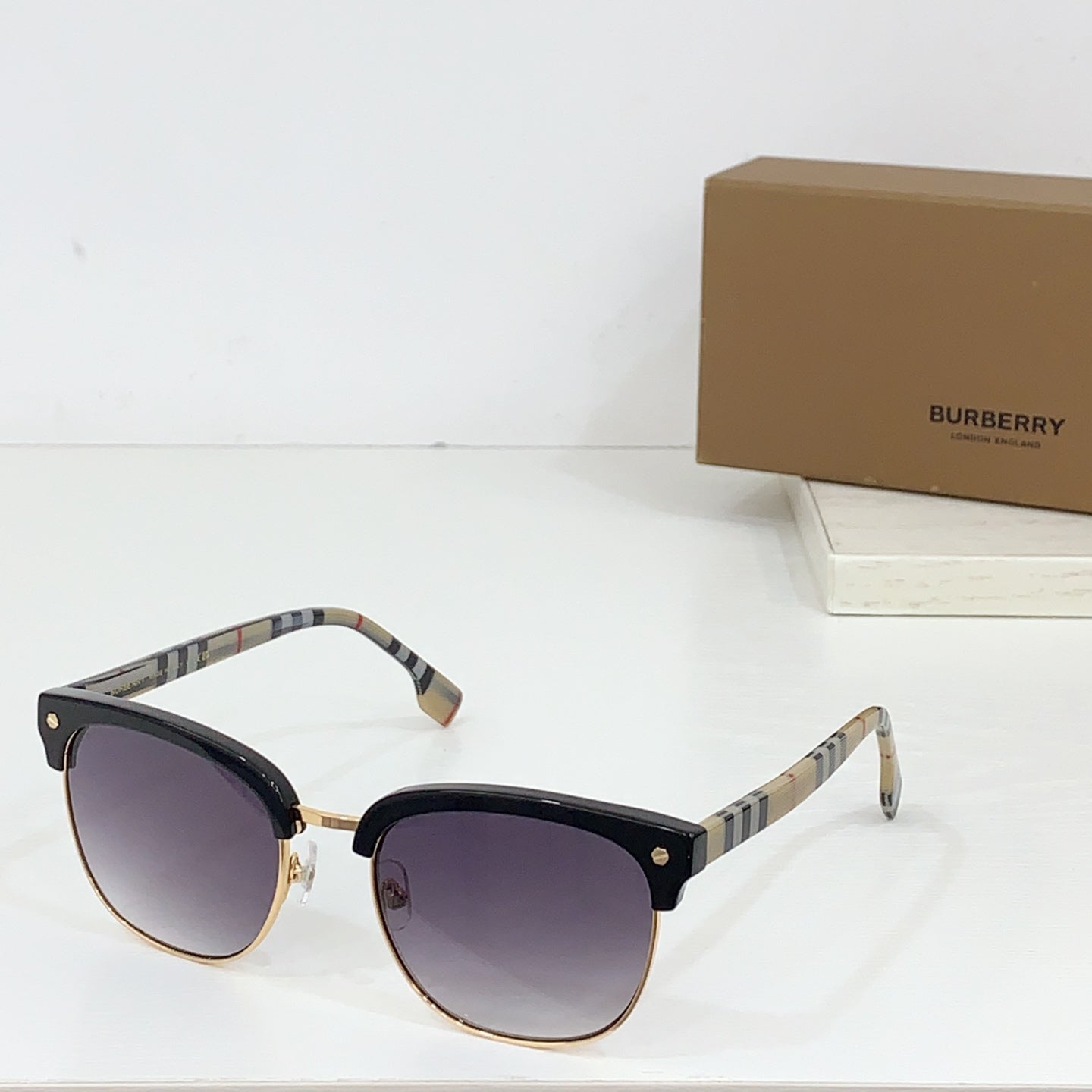 Burberry Sunglasses