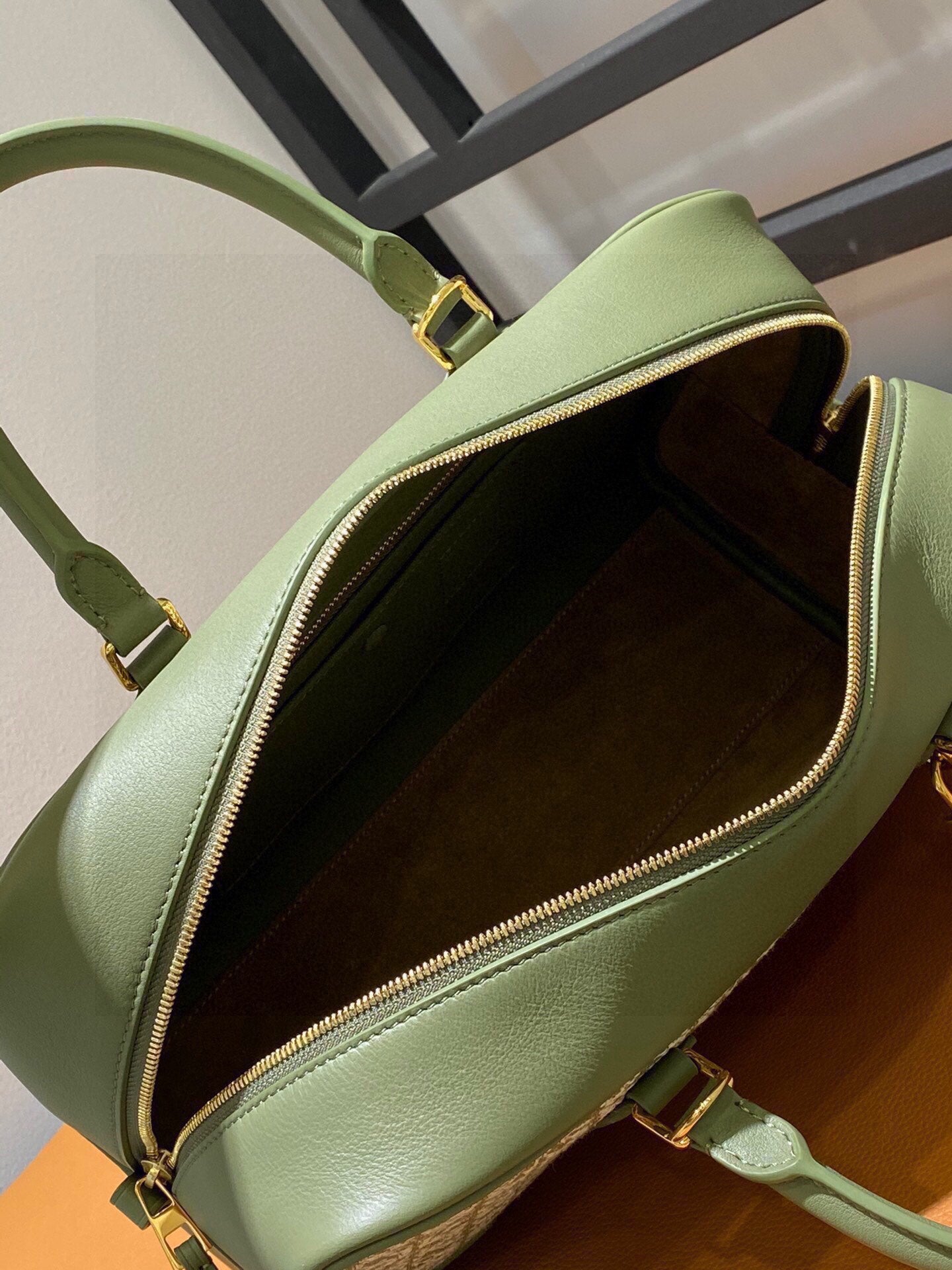 Loewe Amazona
