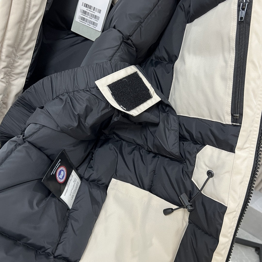 Canada Goose Jacket