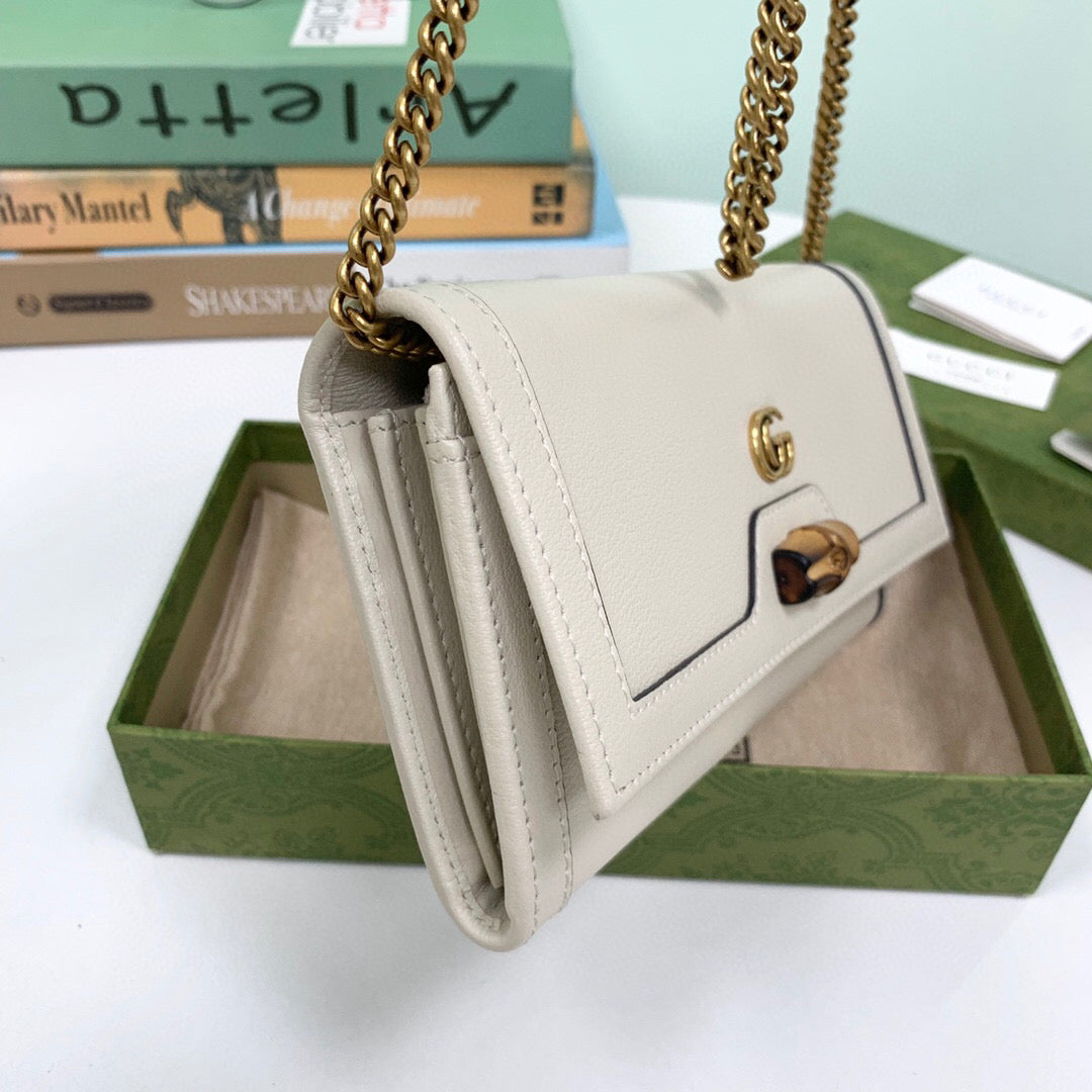 Gucci Diana Chain Wallet