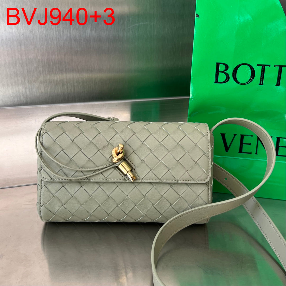 Bottega Veneta Mini Andiamo