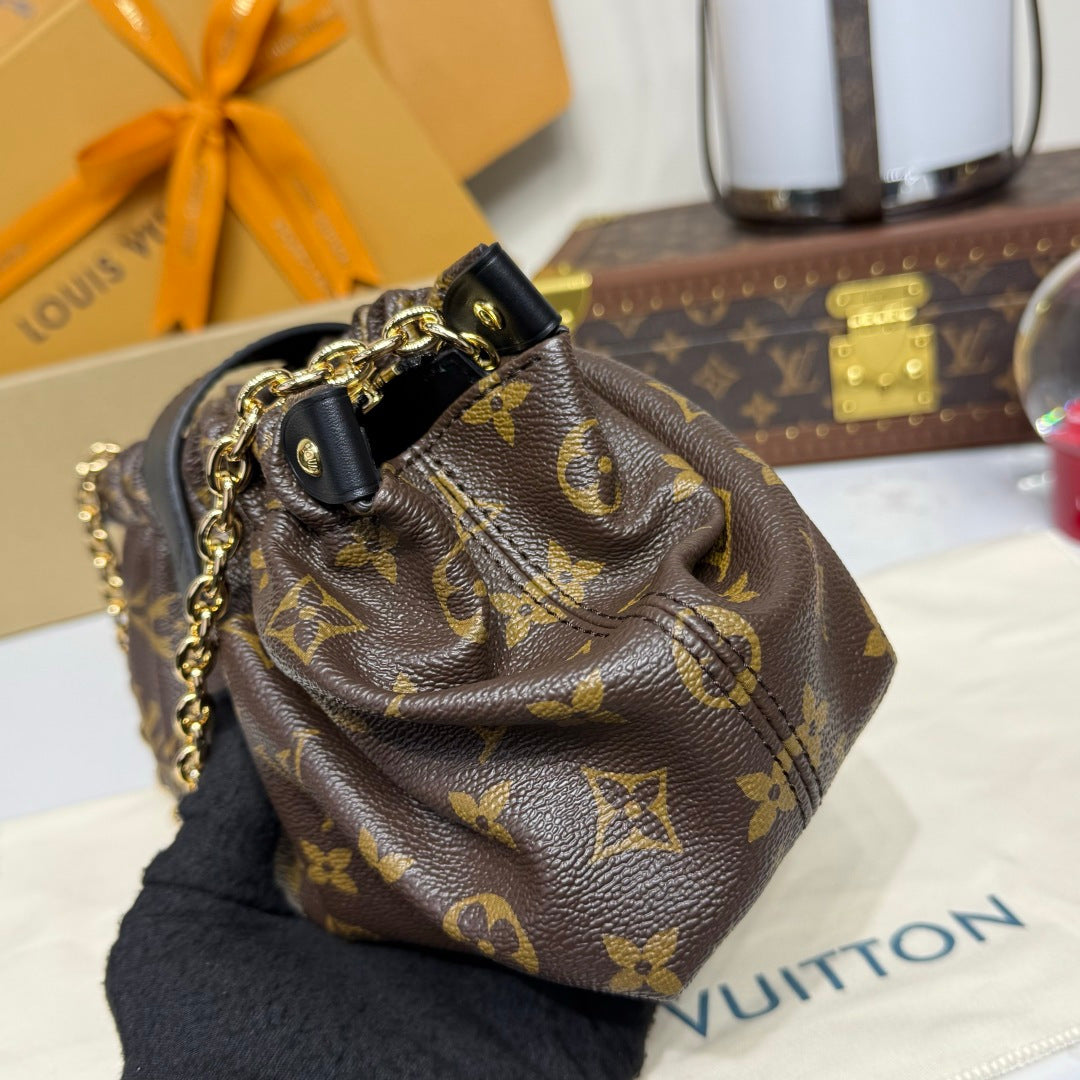 Louis Vuitton Pochette Sling PM Monogram