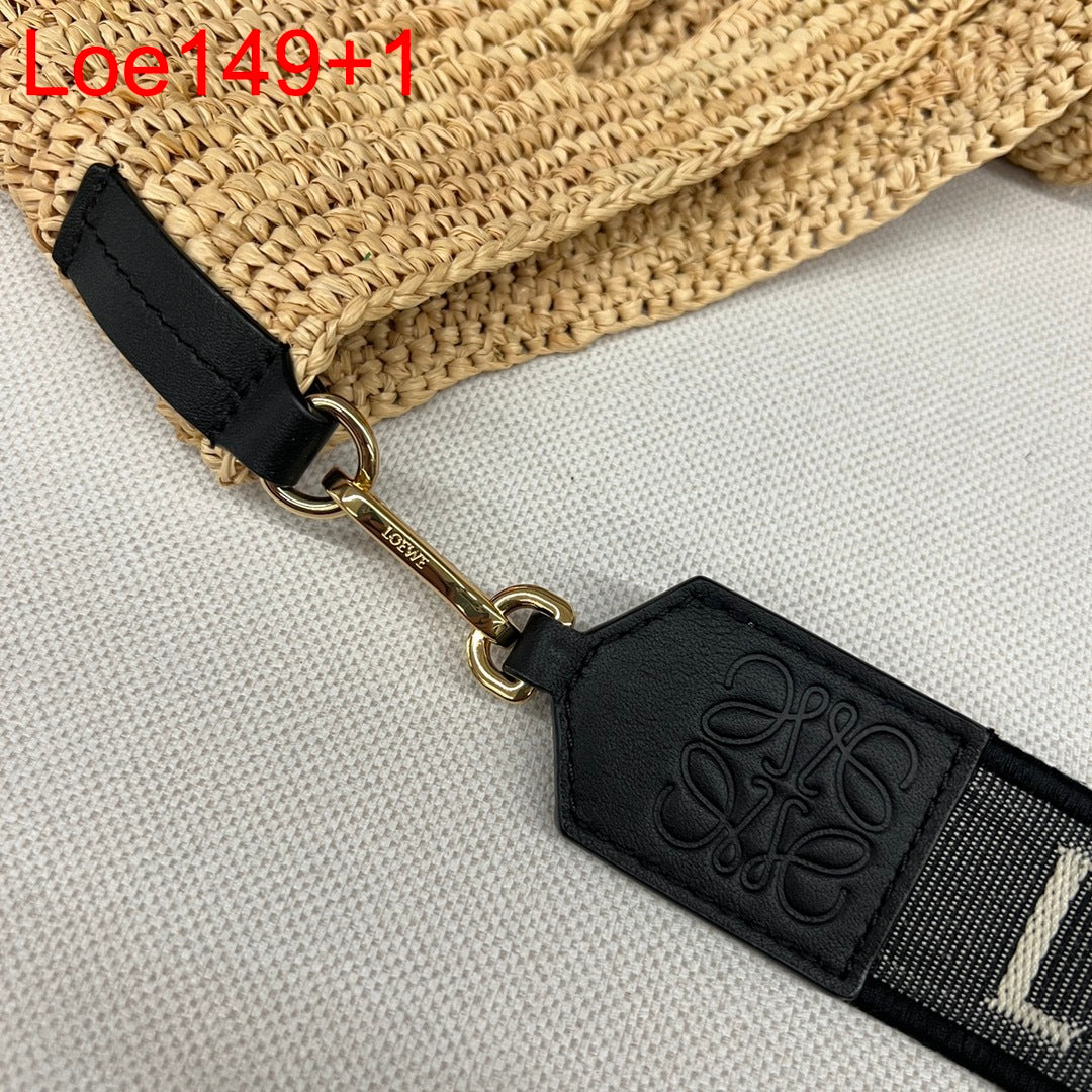 Loewe Slit Tote Anagram