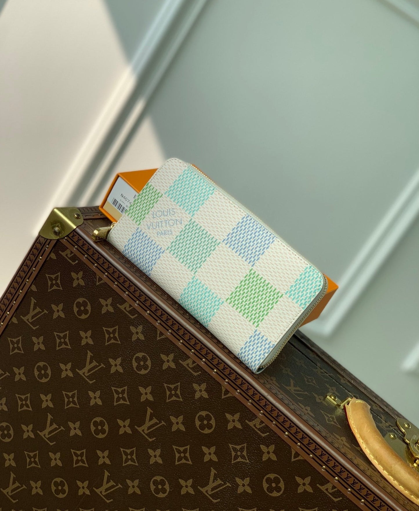 Louis Vuitton Zippy Wallet