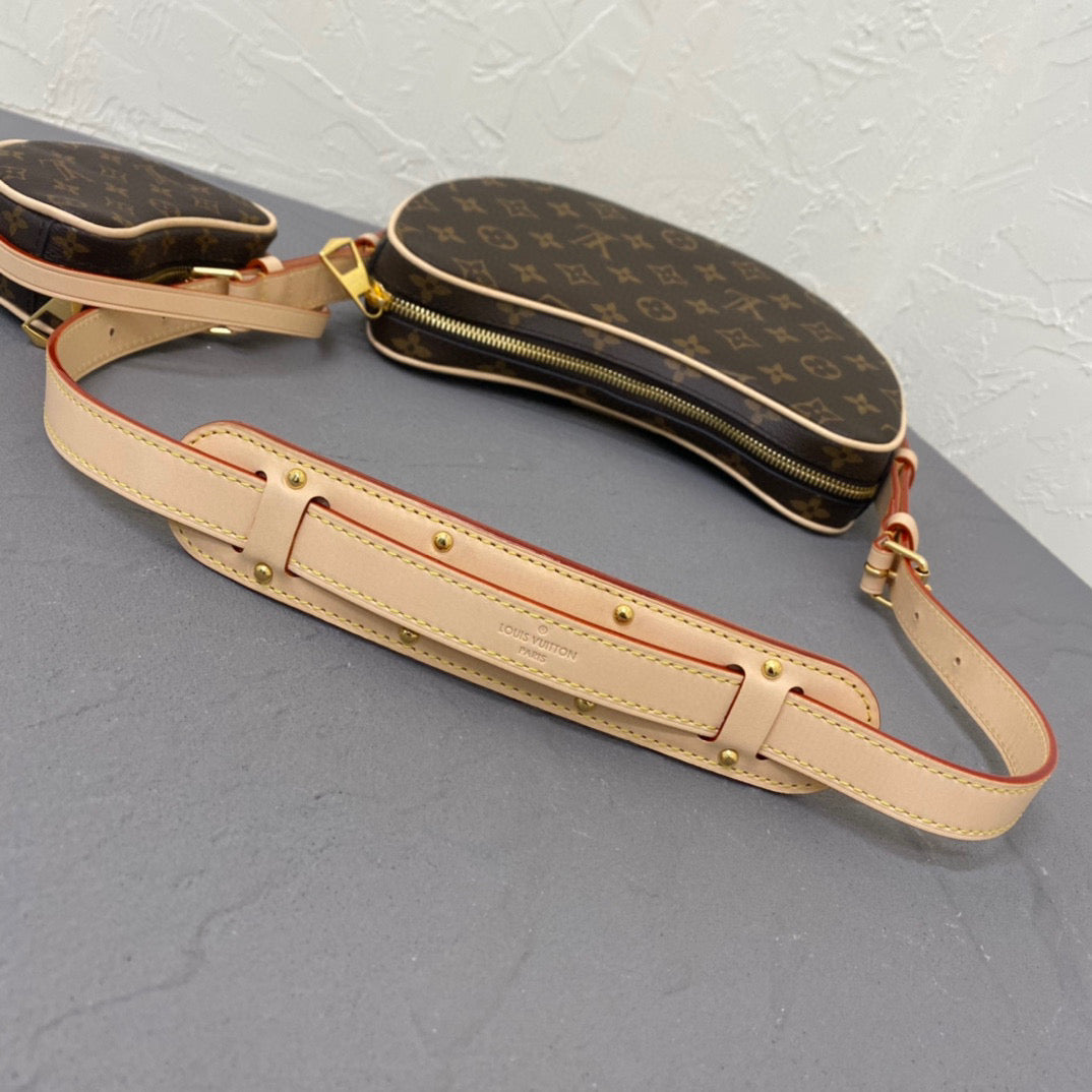 Louis Vuitton Croissant MM