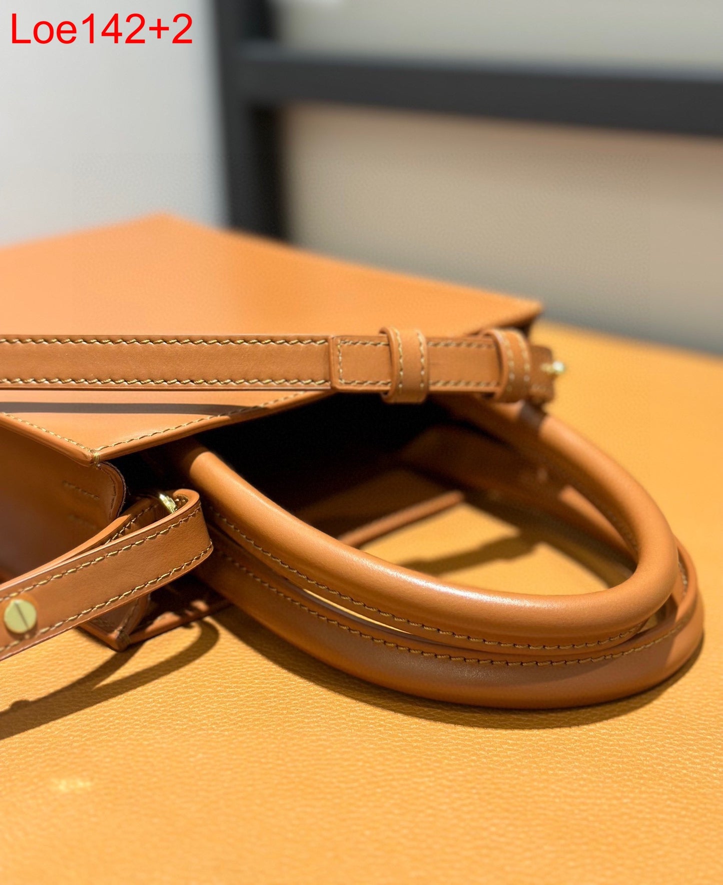 Loewe Tote Sleek Bag