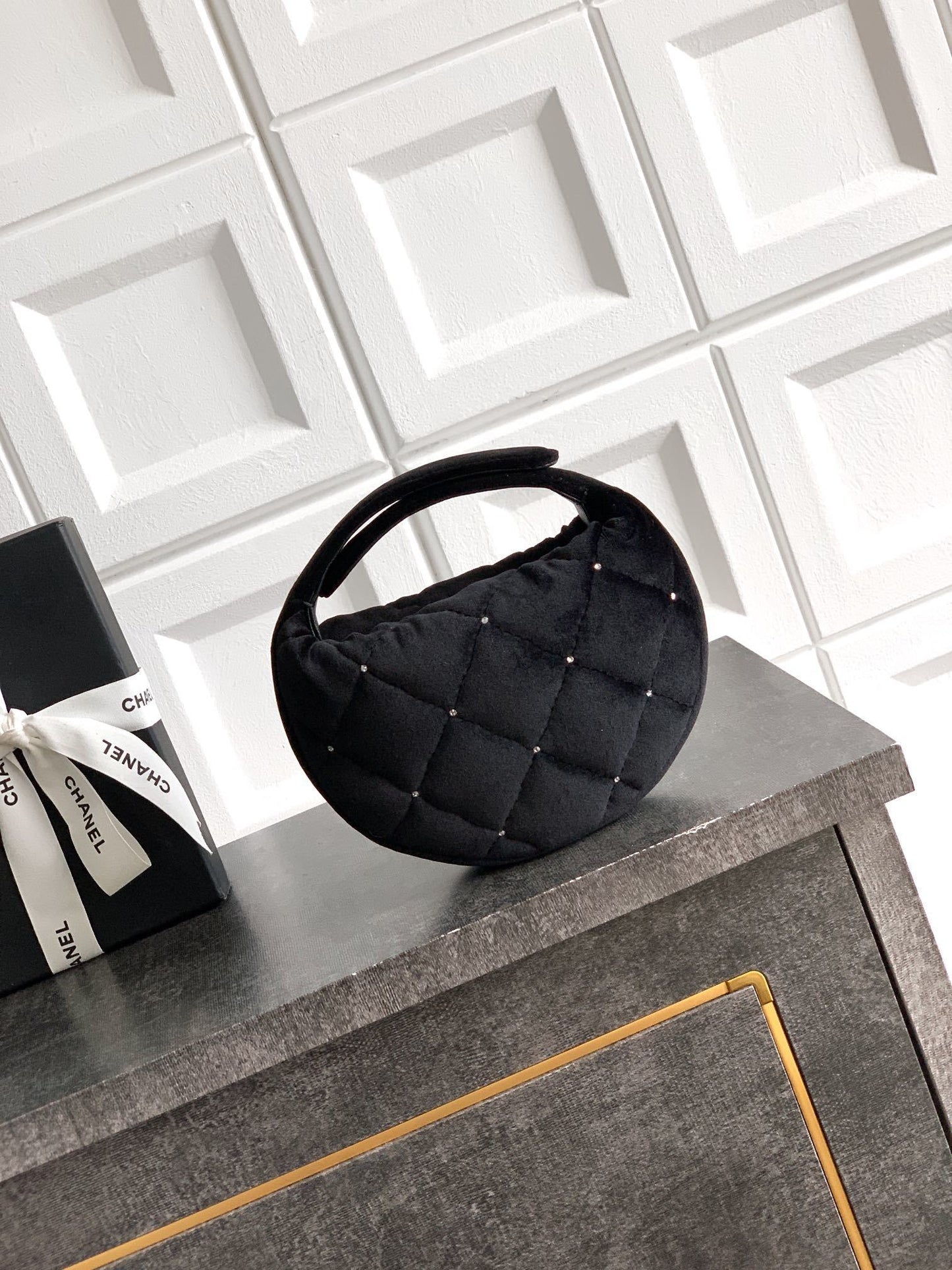 Chanel velvet strass pouch