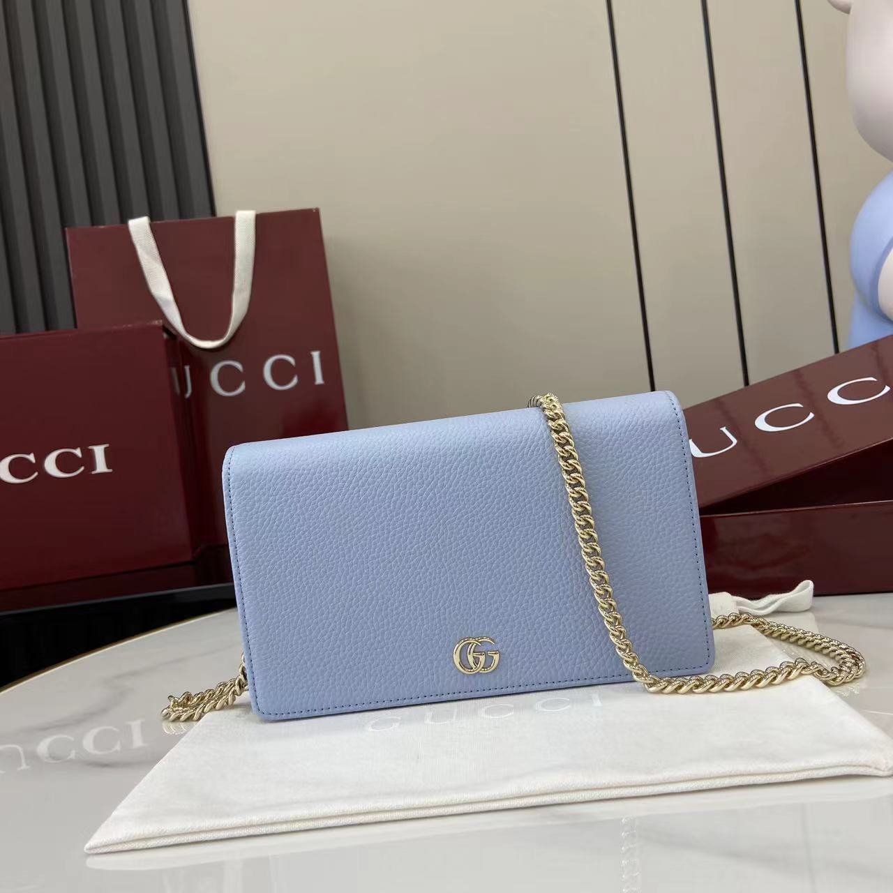 Gucci GG Marmont bi-color mini chain bag