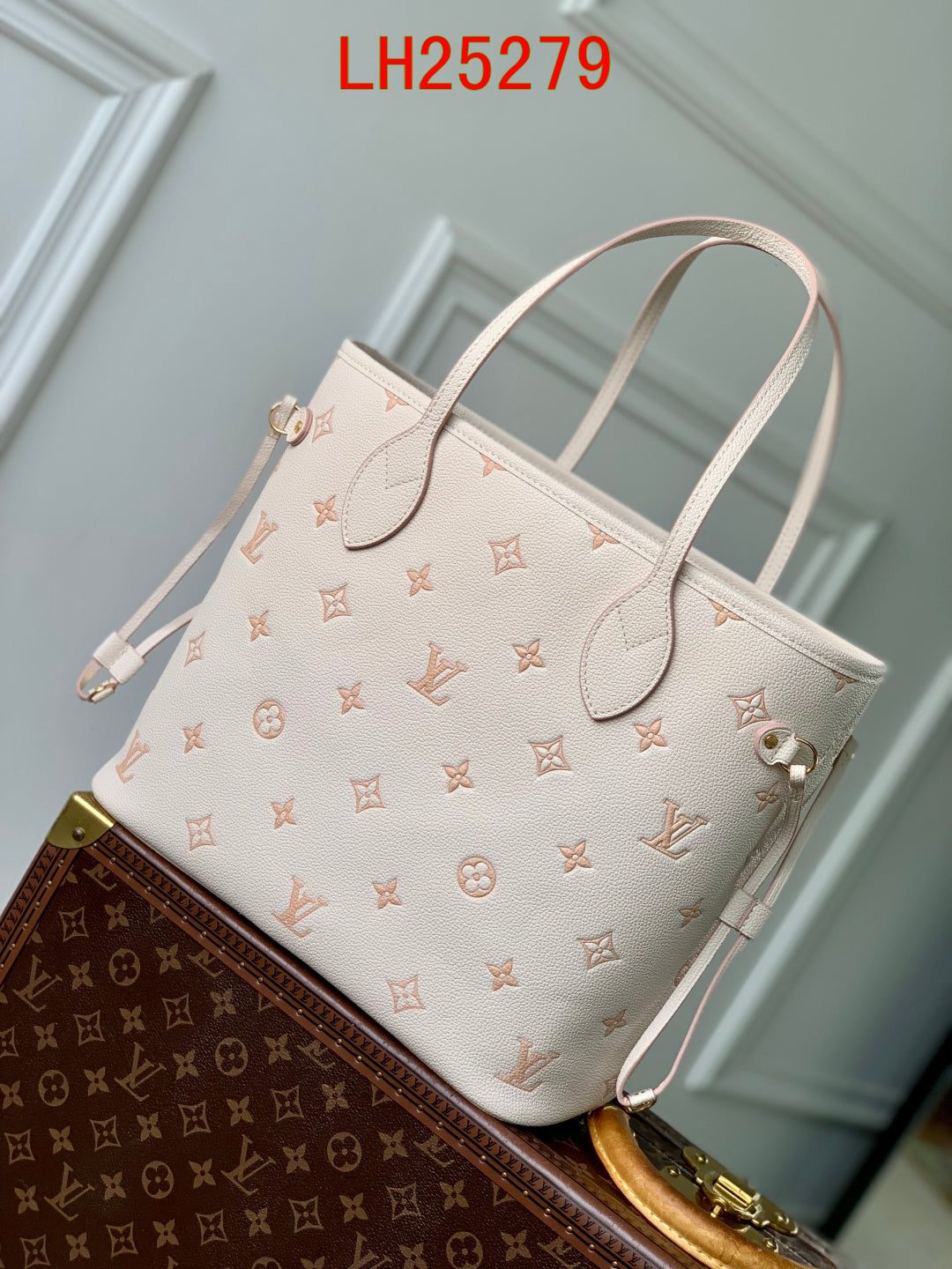 Louis Vuitton New 2025 Neverfull MM