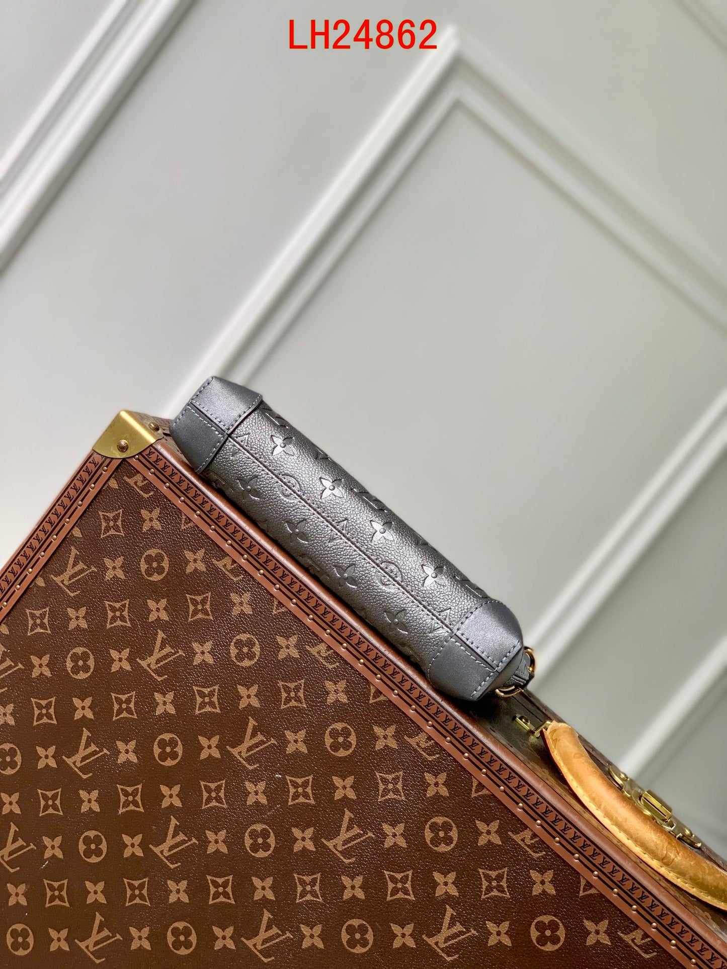 Louis Vuitton Pochette Sèvres
