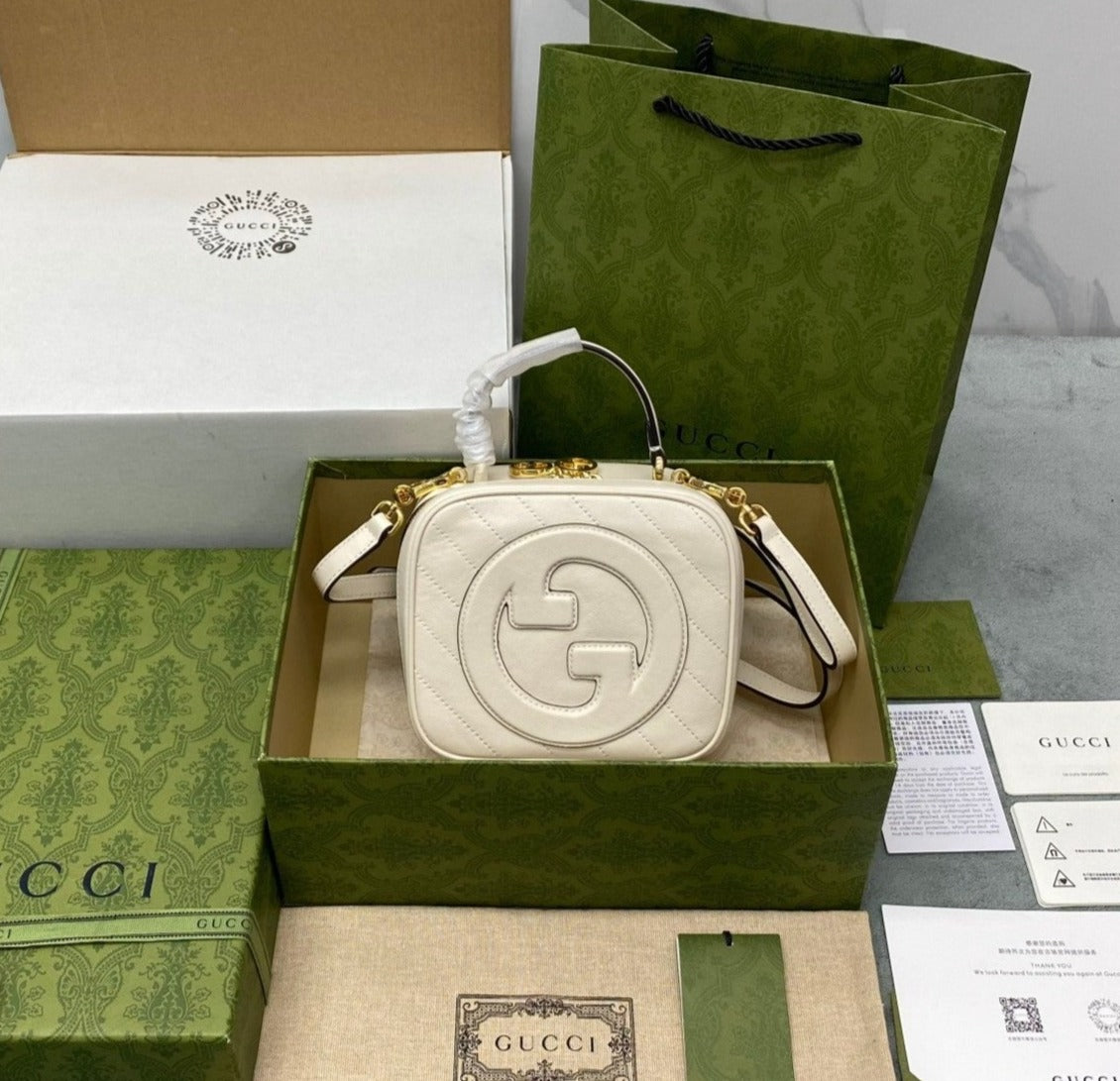 Gucci Blondie top handle bag