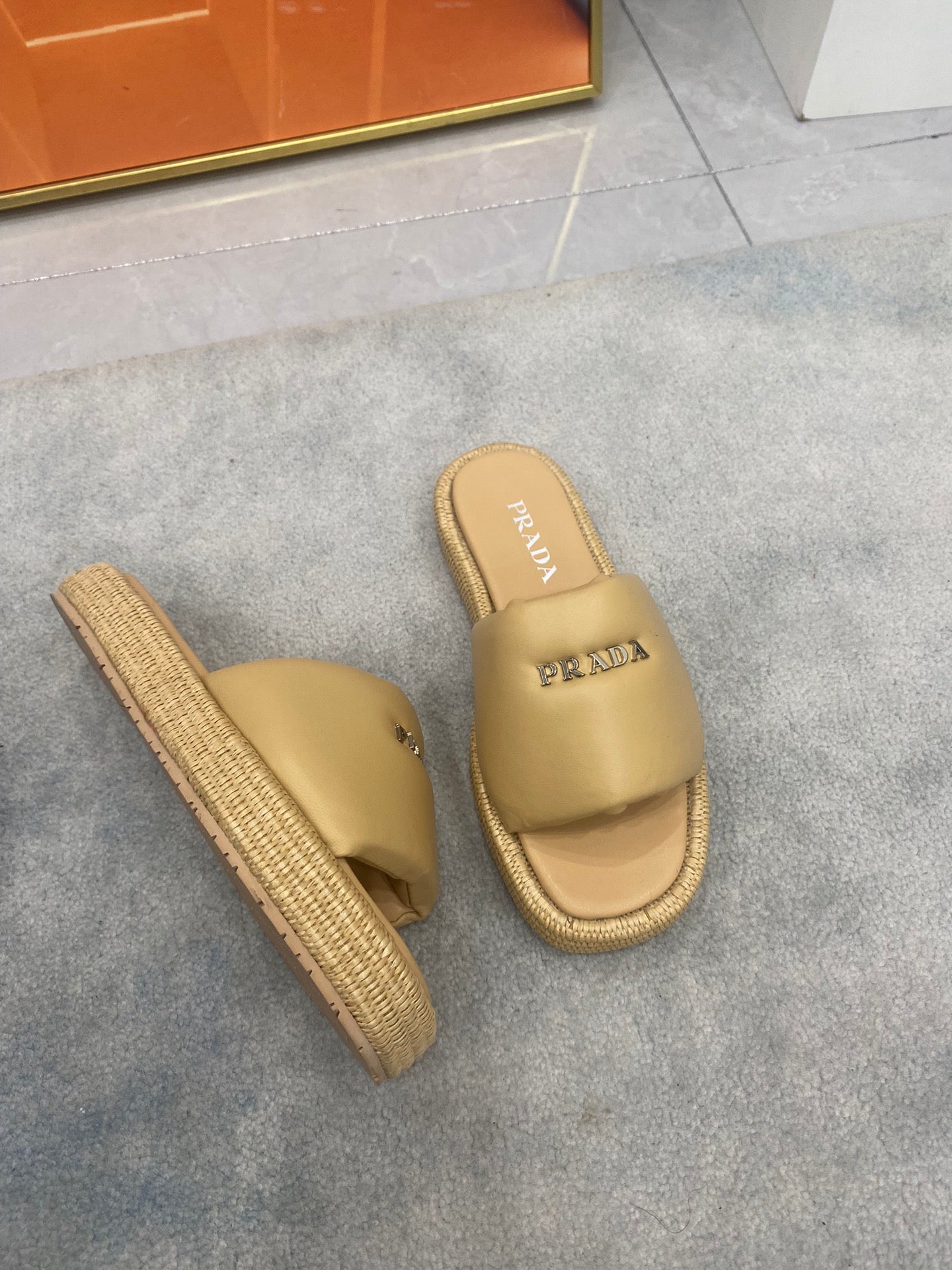 Prada Slides