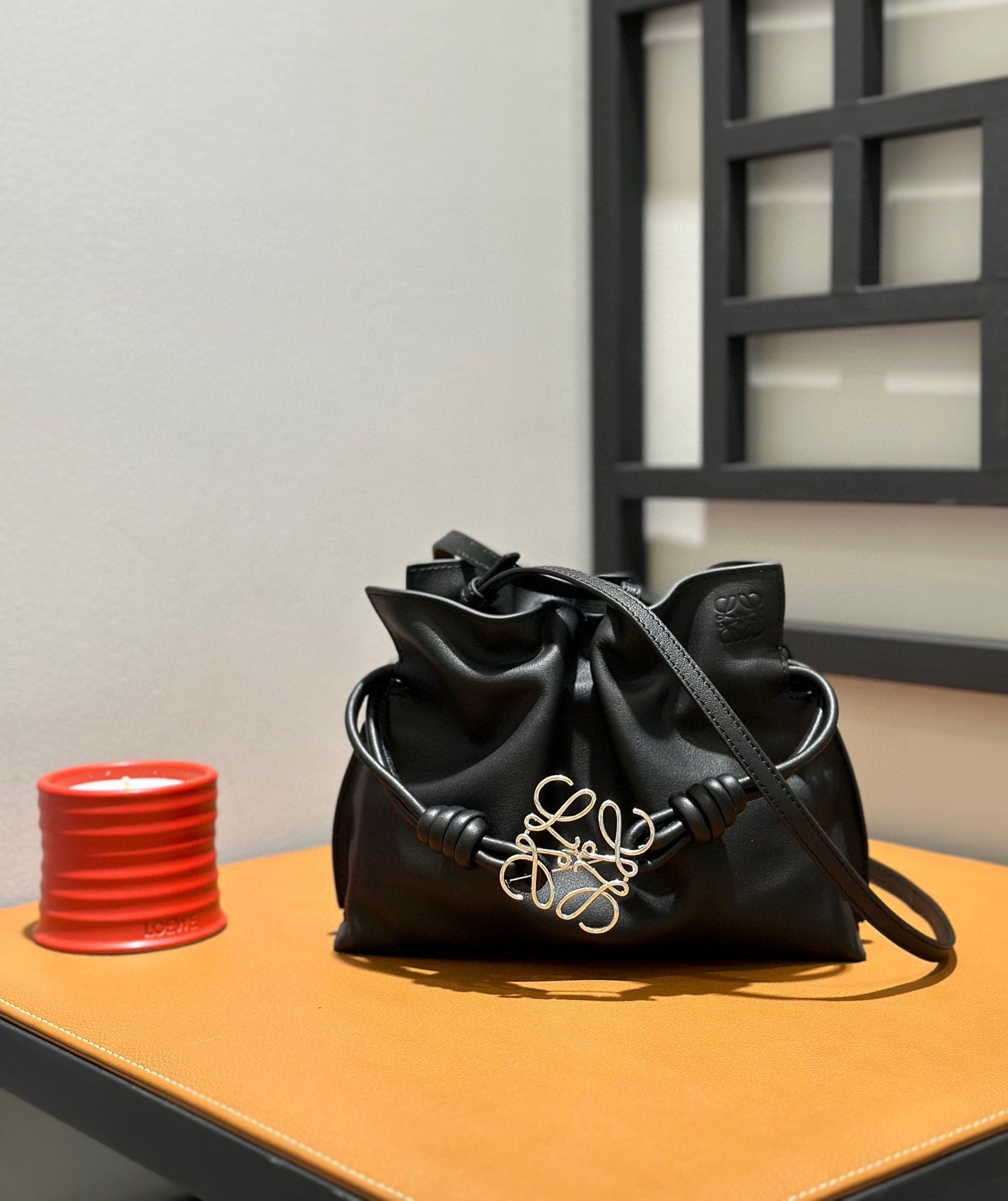Loewe Flamenco