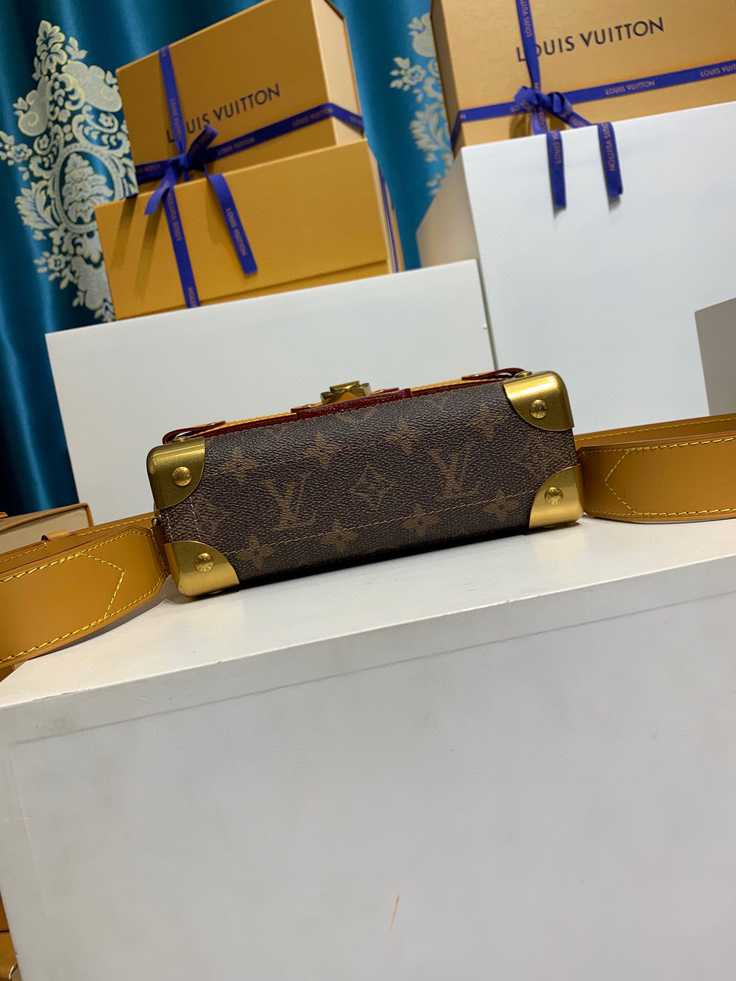 Louis Vuitton Soul Trunk bag