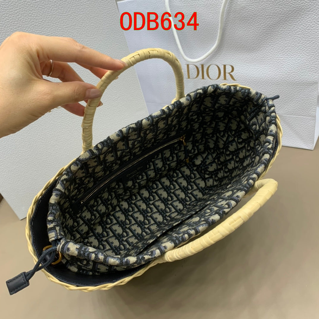Dior Oblique Straw bag