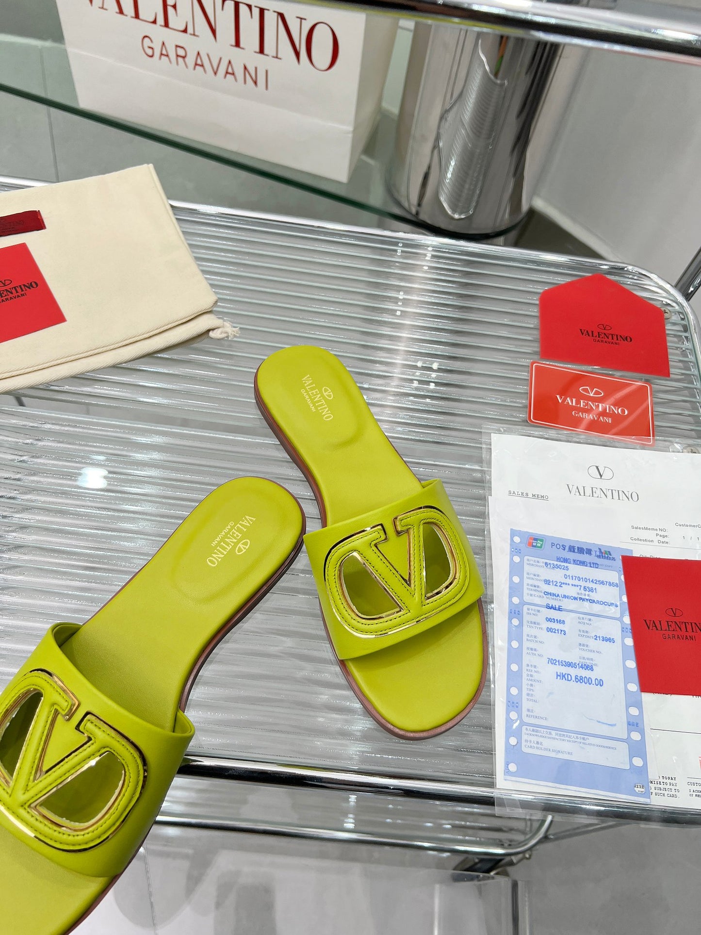 Valentino Slides