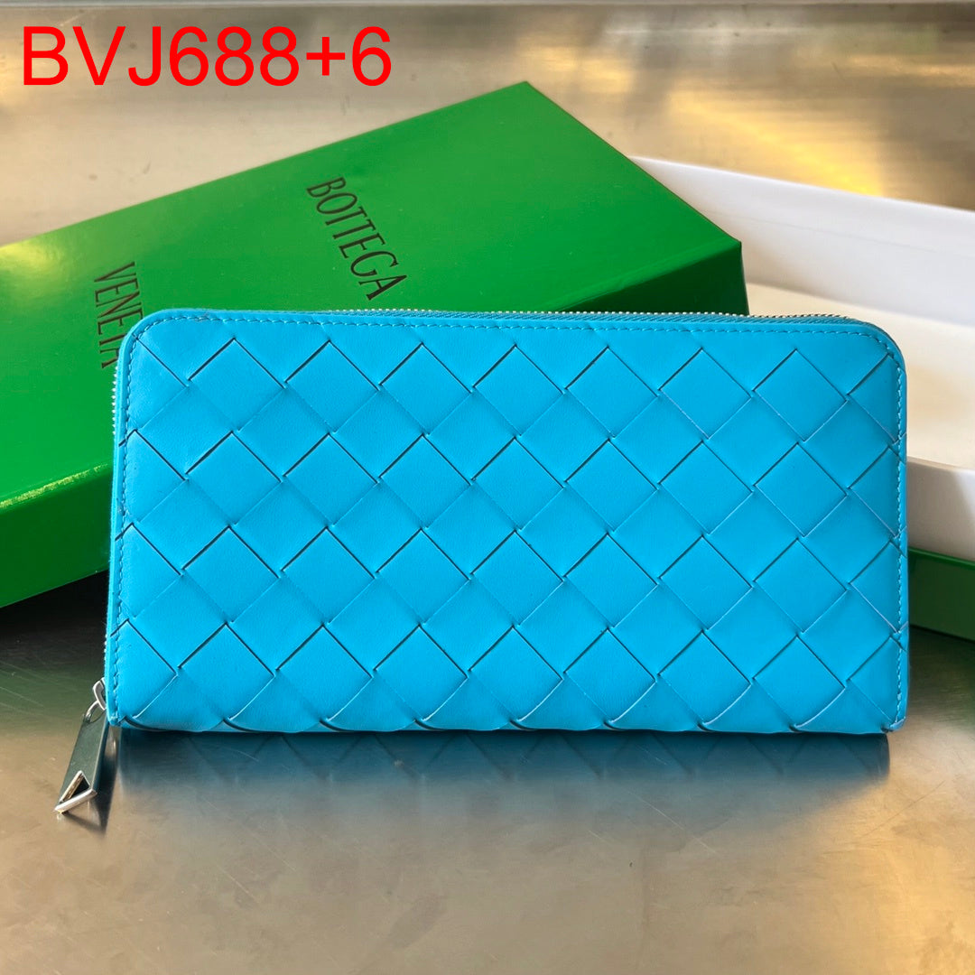 Bottega Veneta Zip Around Wallet