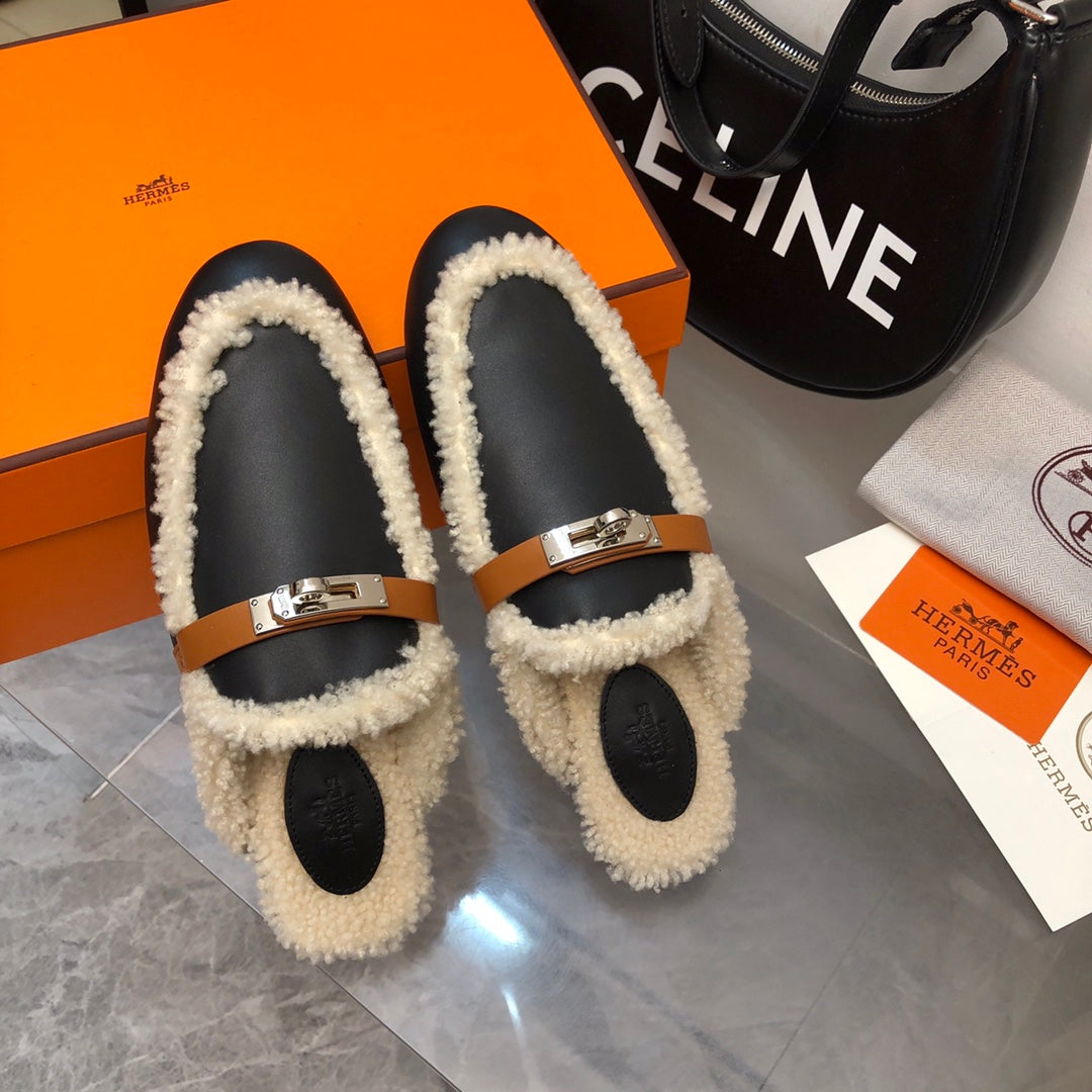 Hermes Slippers
