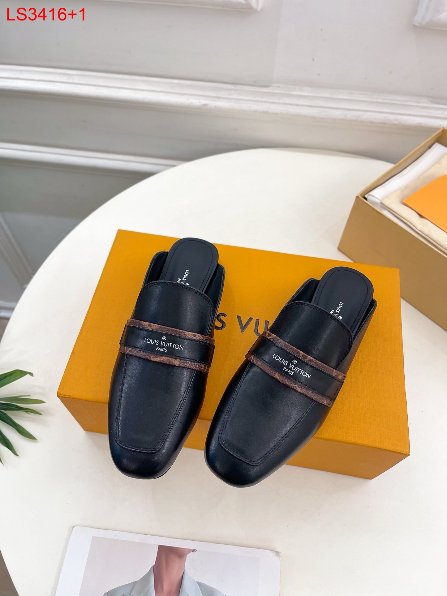 Louis Vuitton Flats
