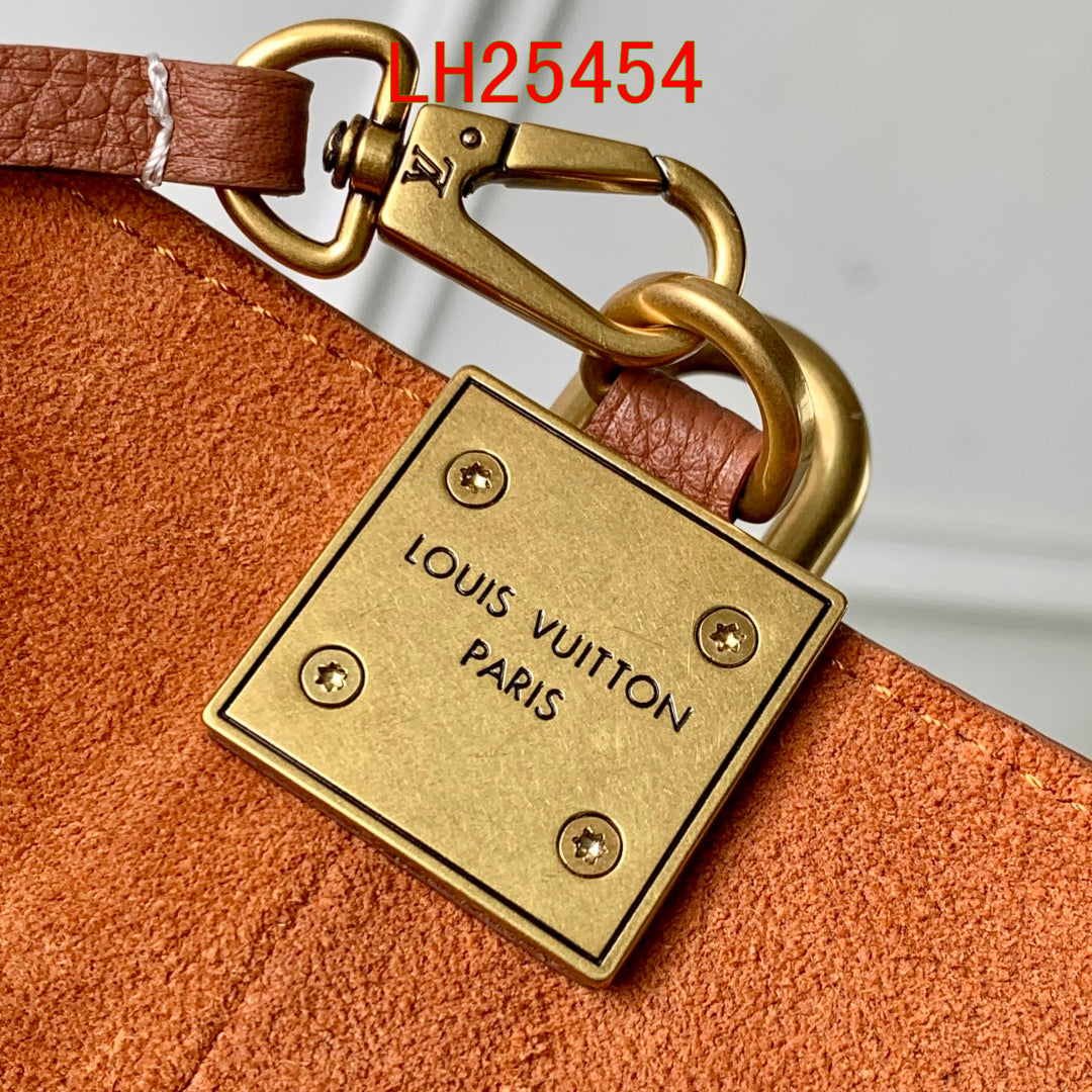 Louis Vuitton Low Key All In BB
