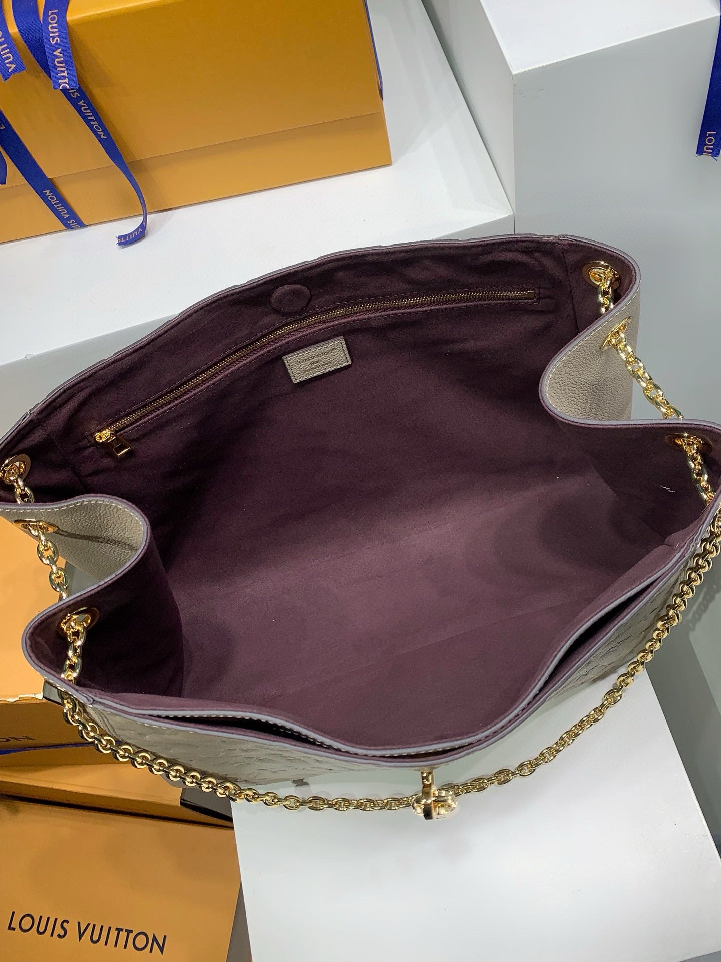 Louis Vuitton Anytime MM bag