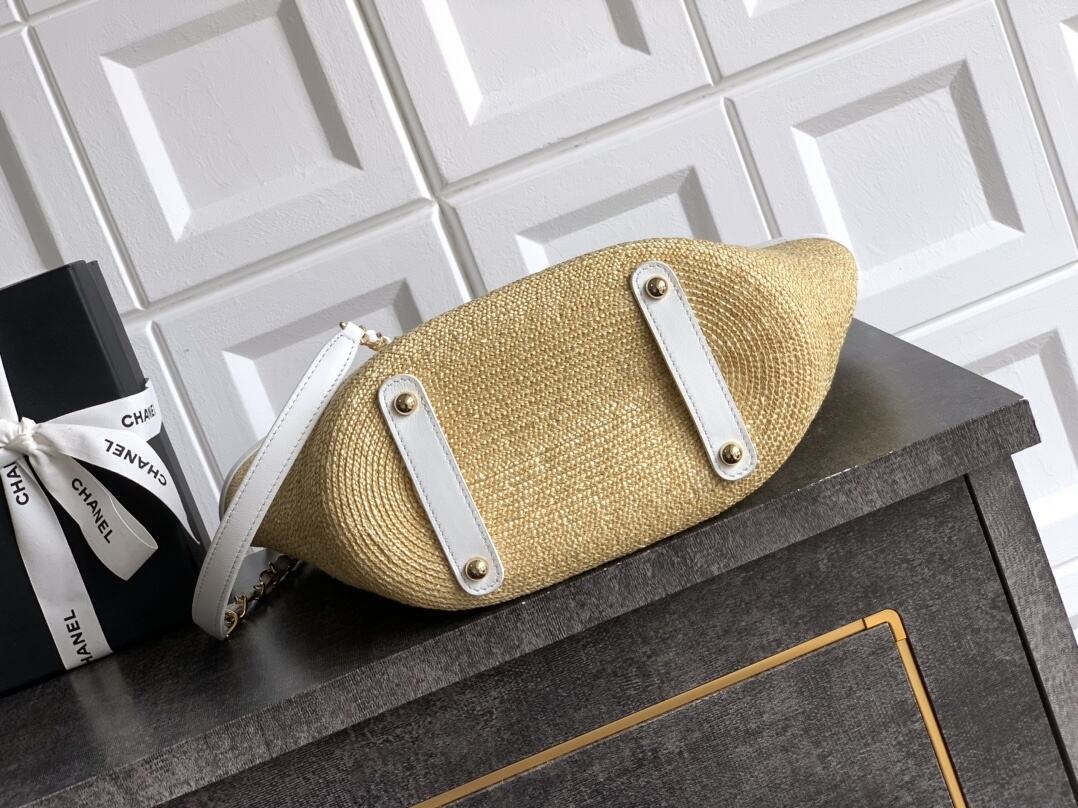Chanel Tote Straw bag