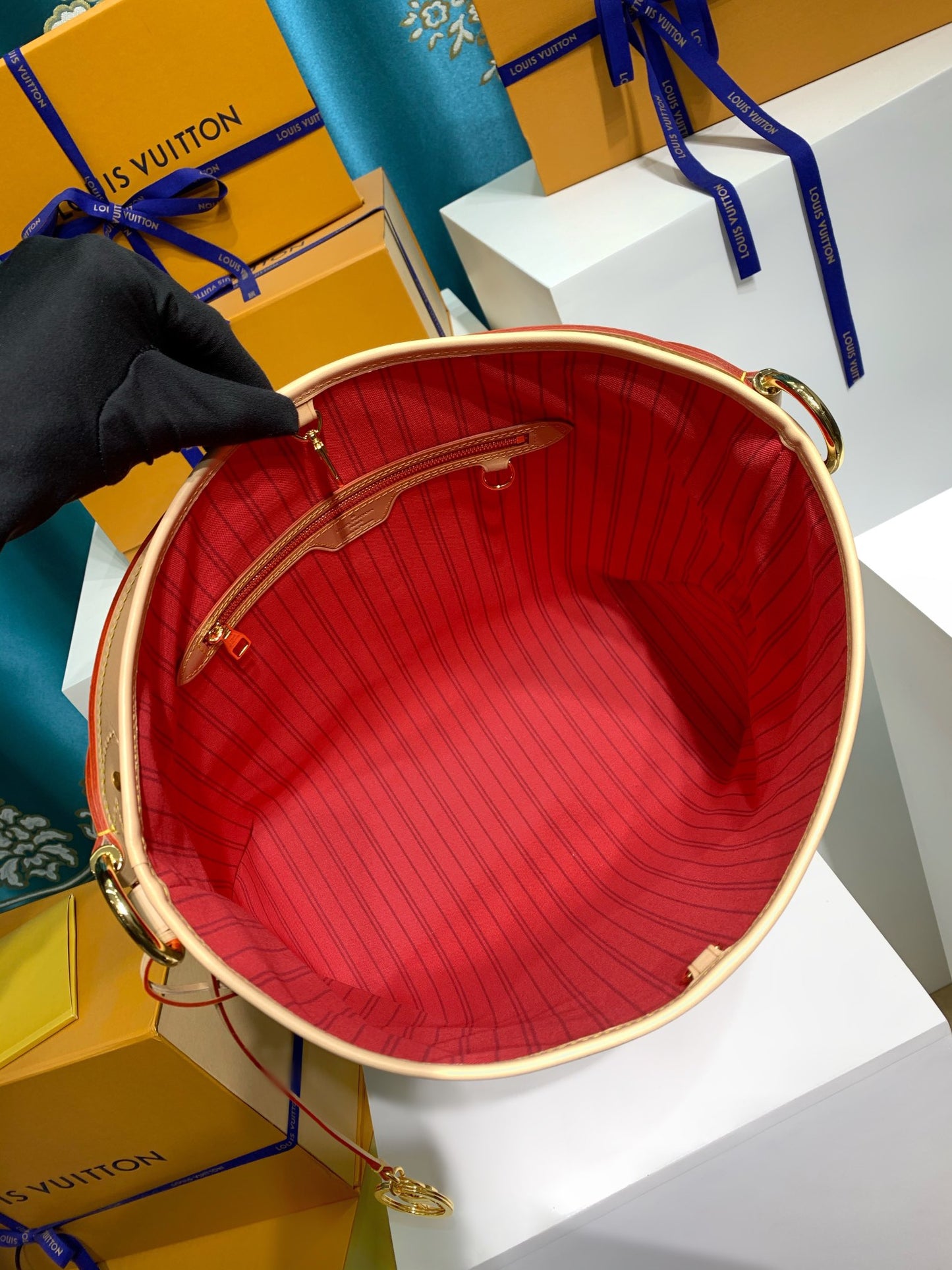 Louis Vuitton Delightful