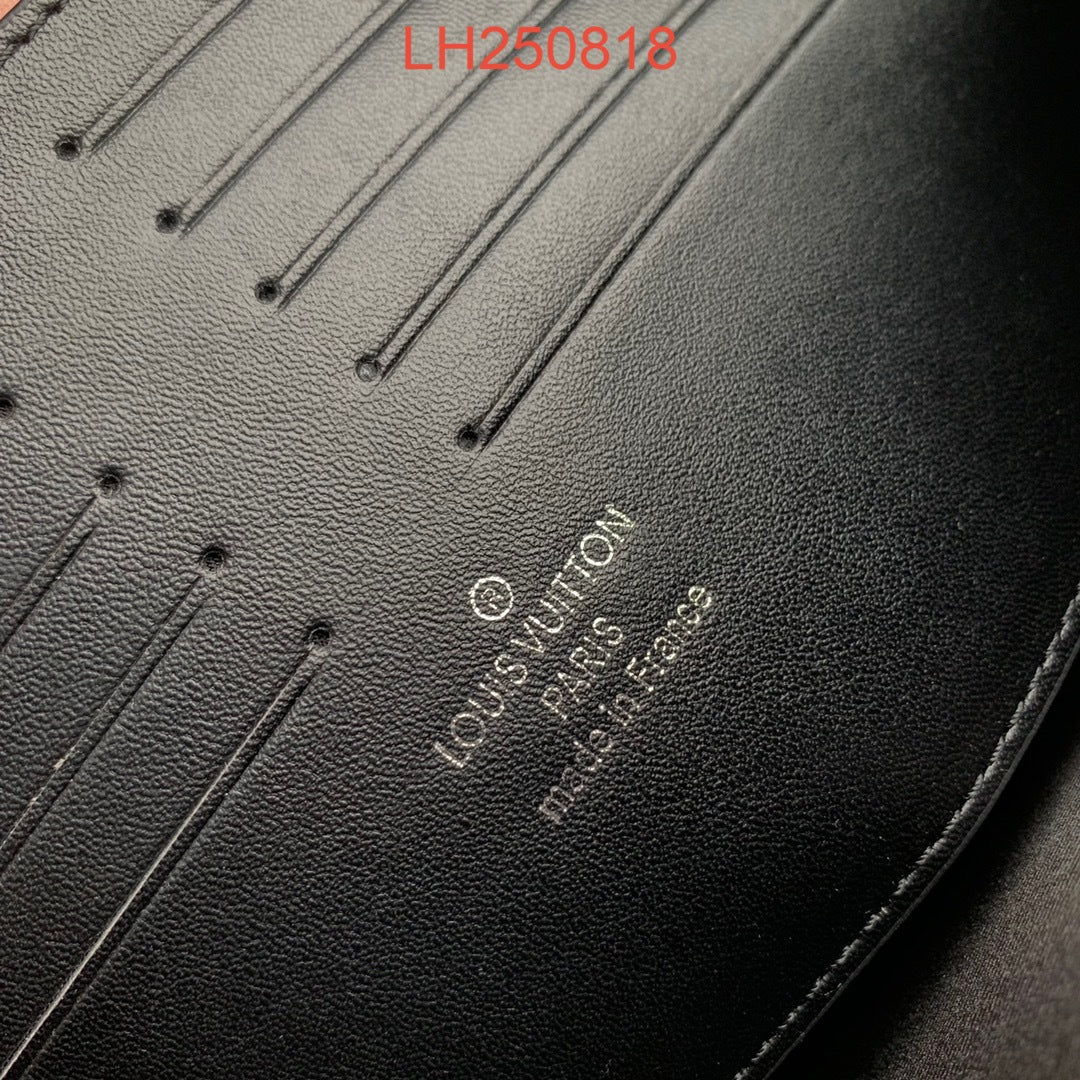 Louis Vuitton Pochette Kasai