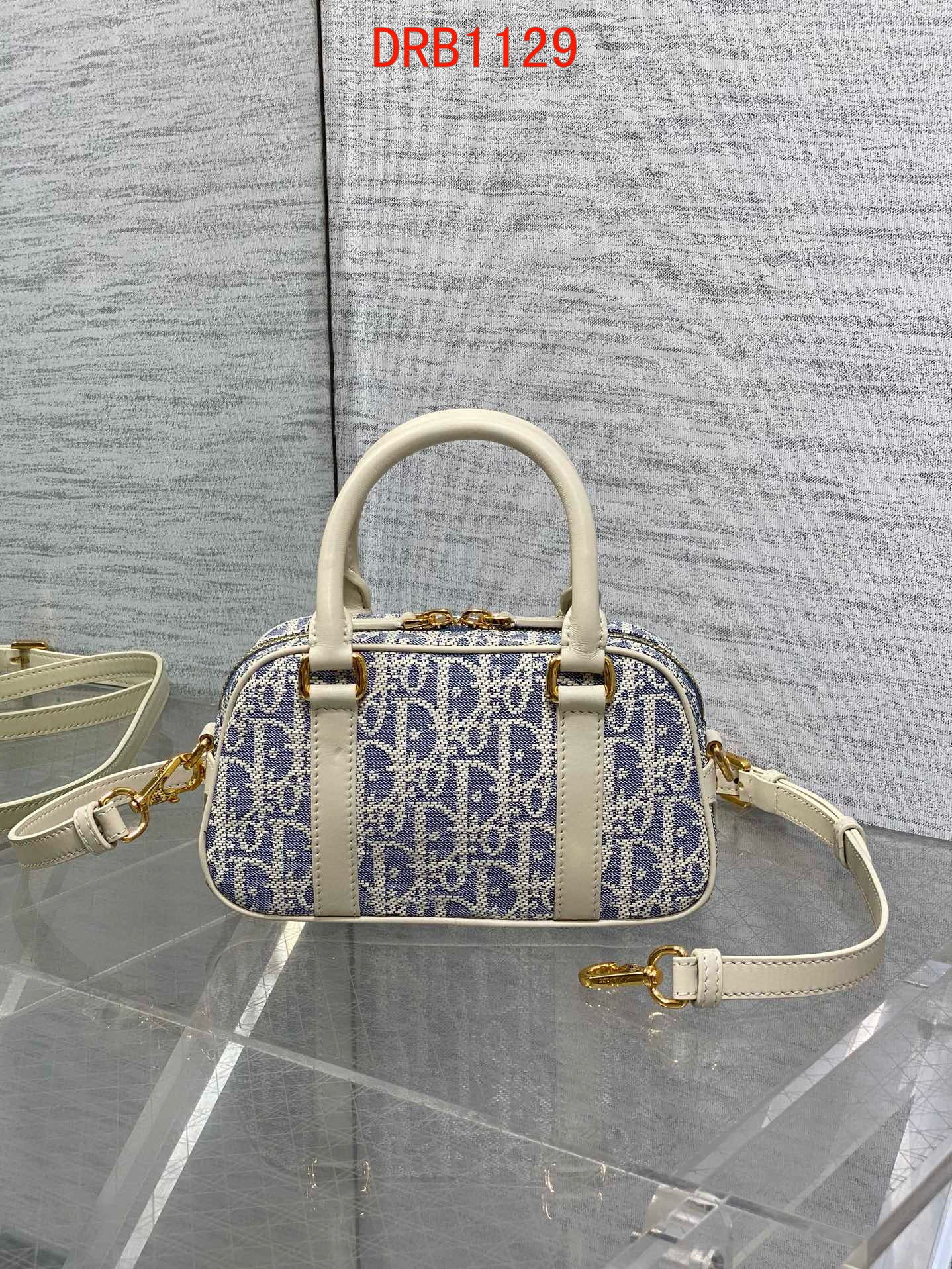 Dior D vibe mini bag