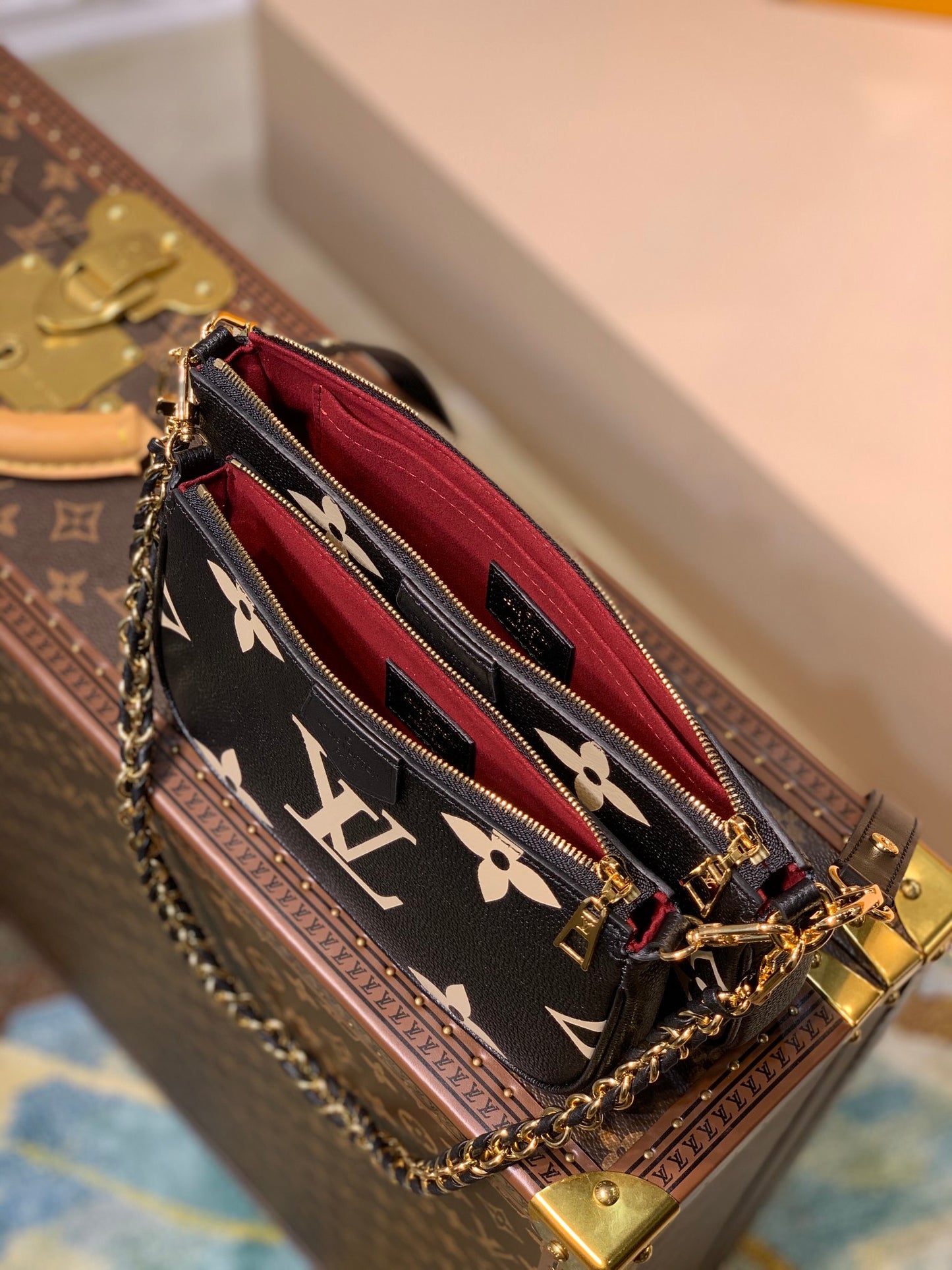 Louis Vuitton Multi Pochette Accessoires