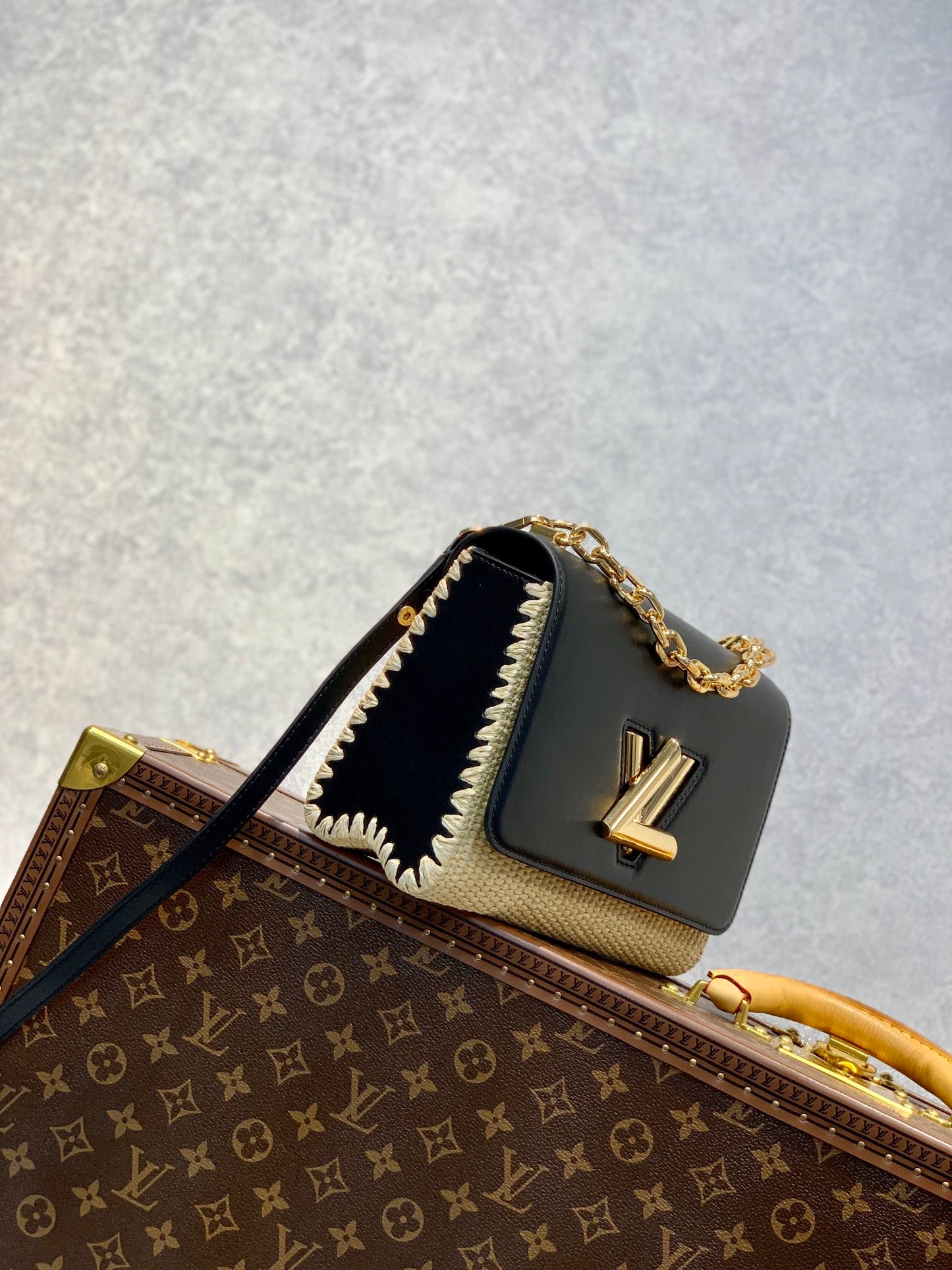 Louis Vuitton Twist with straw